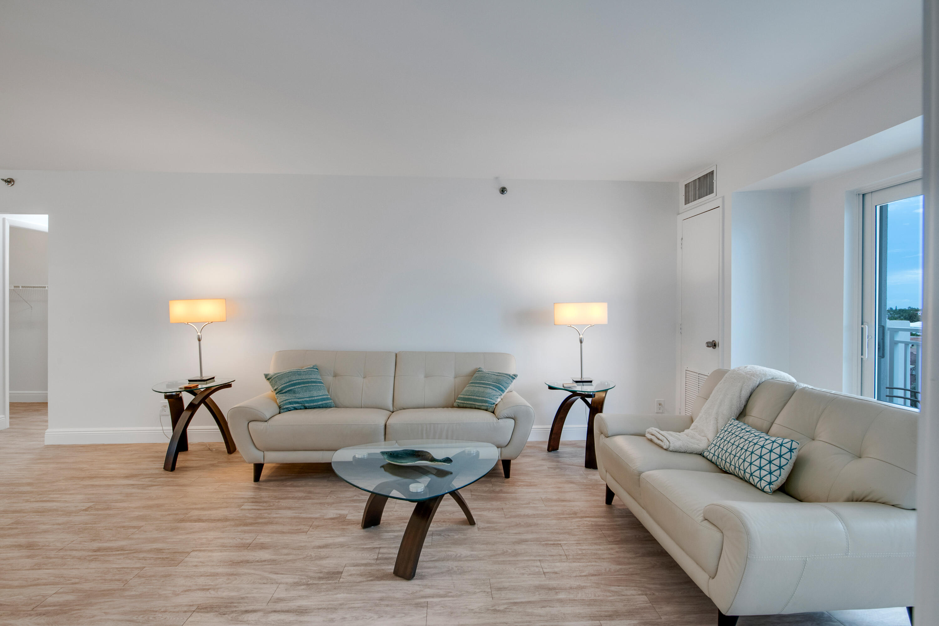 4511 S Ocean Boulevard 404