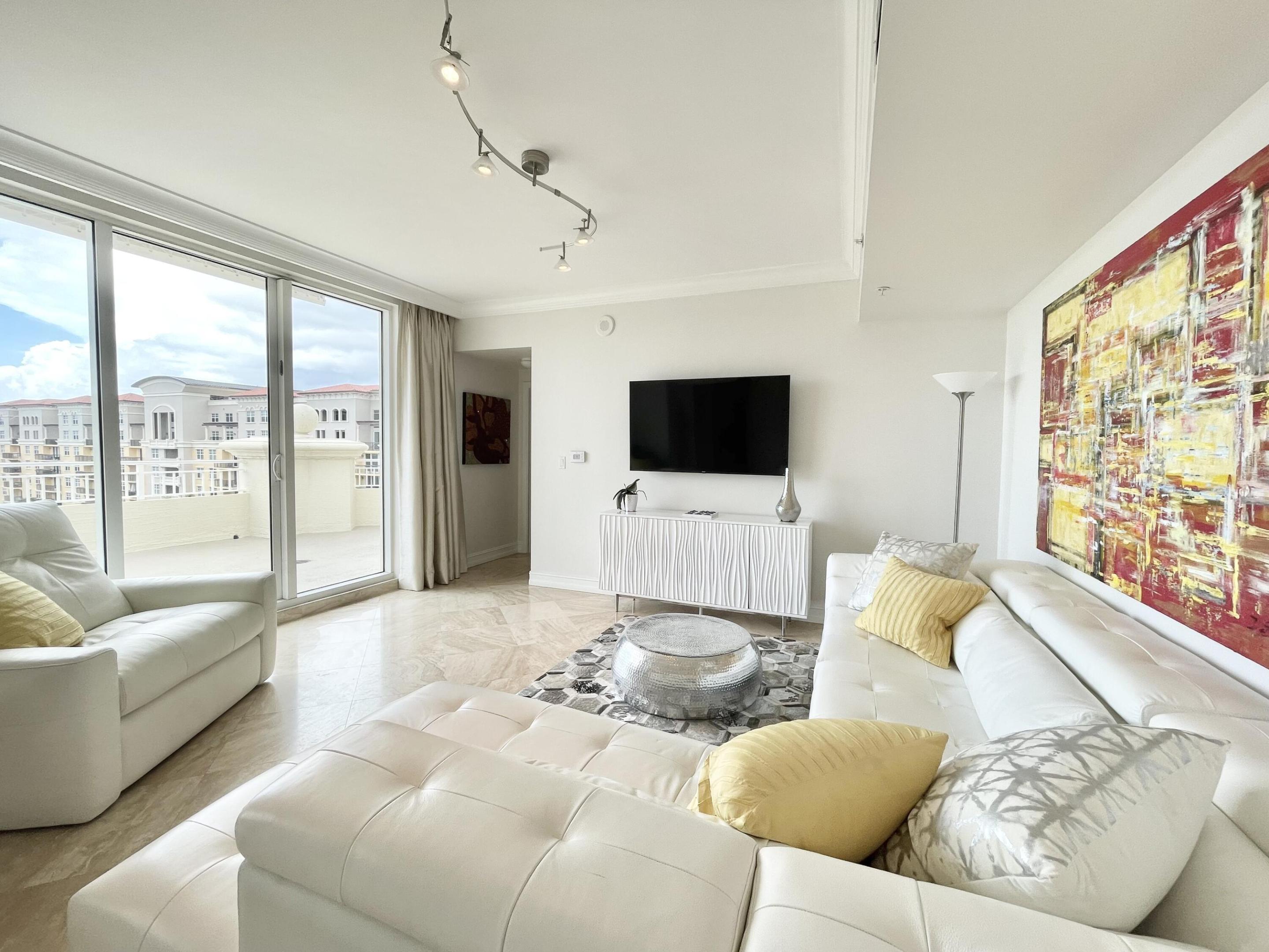 99 SE Mizner Boulevard Ph29