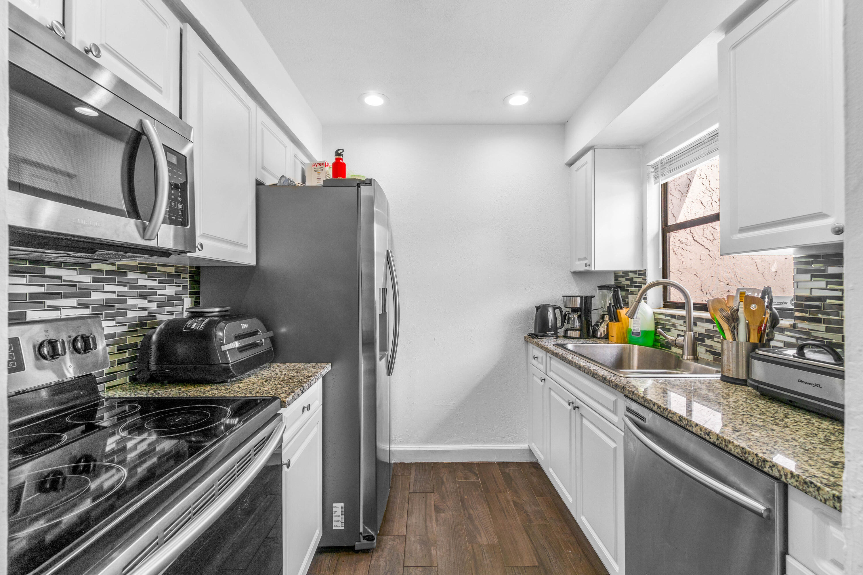 3703 Inlet Circle