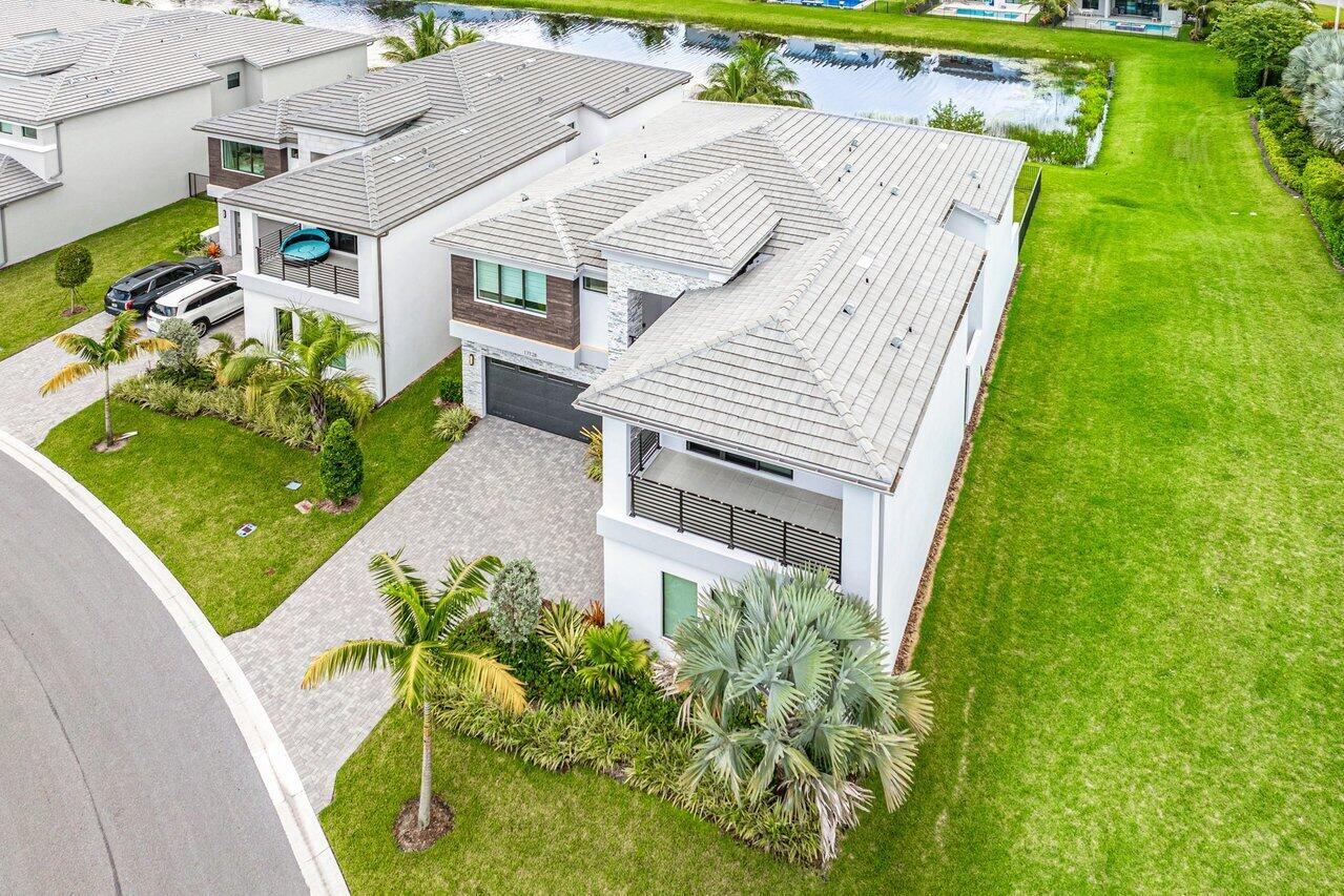 17128 Watersprite Lakes Road