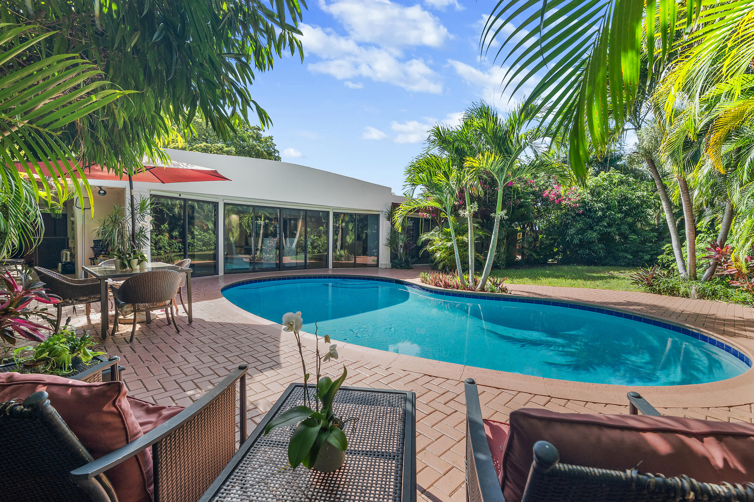 450 NW 14th Avenue