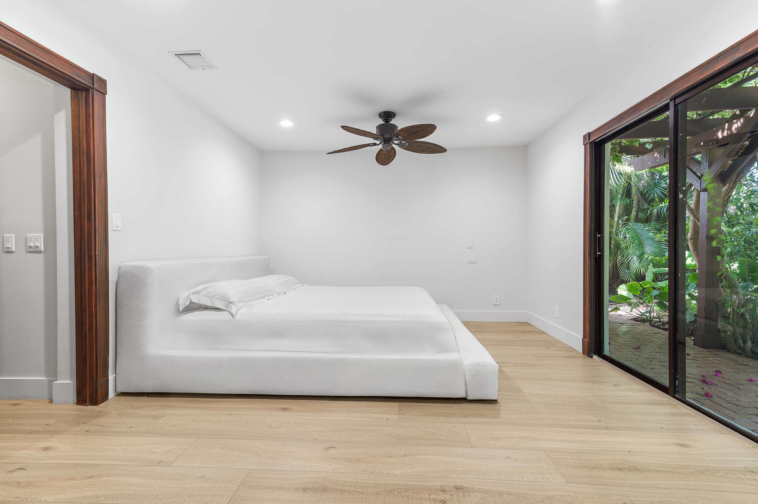 450 NW 14th Avenue