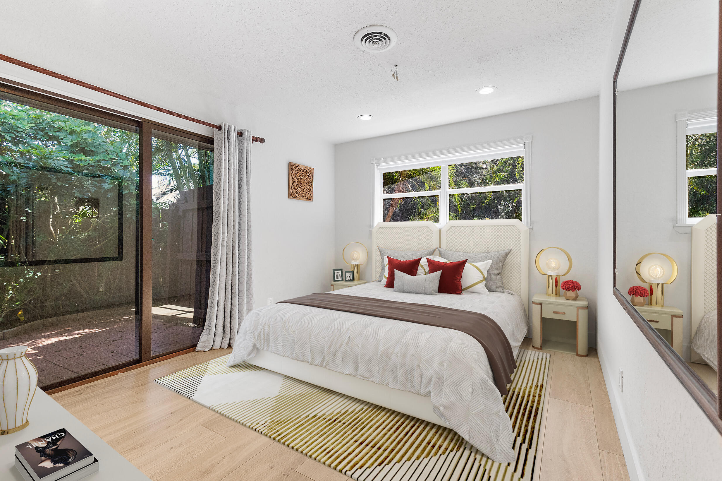450 NW 14th Avenue