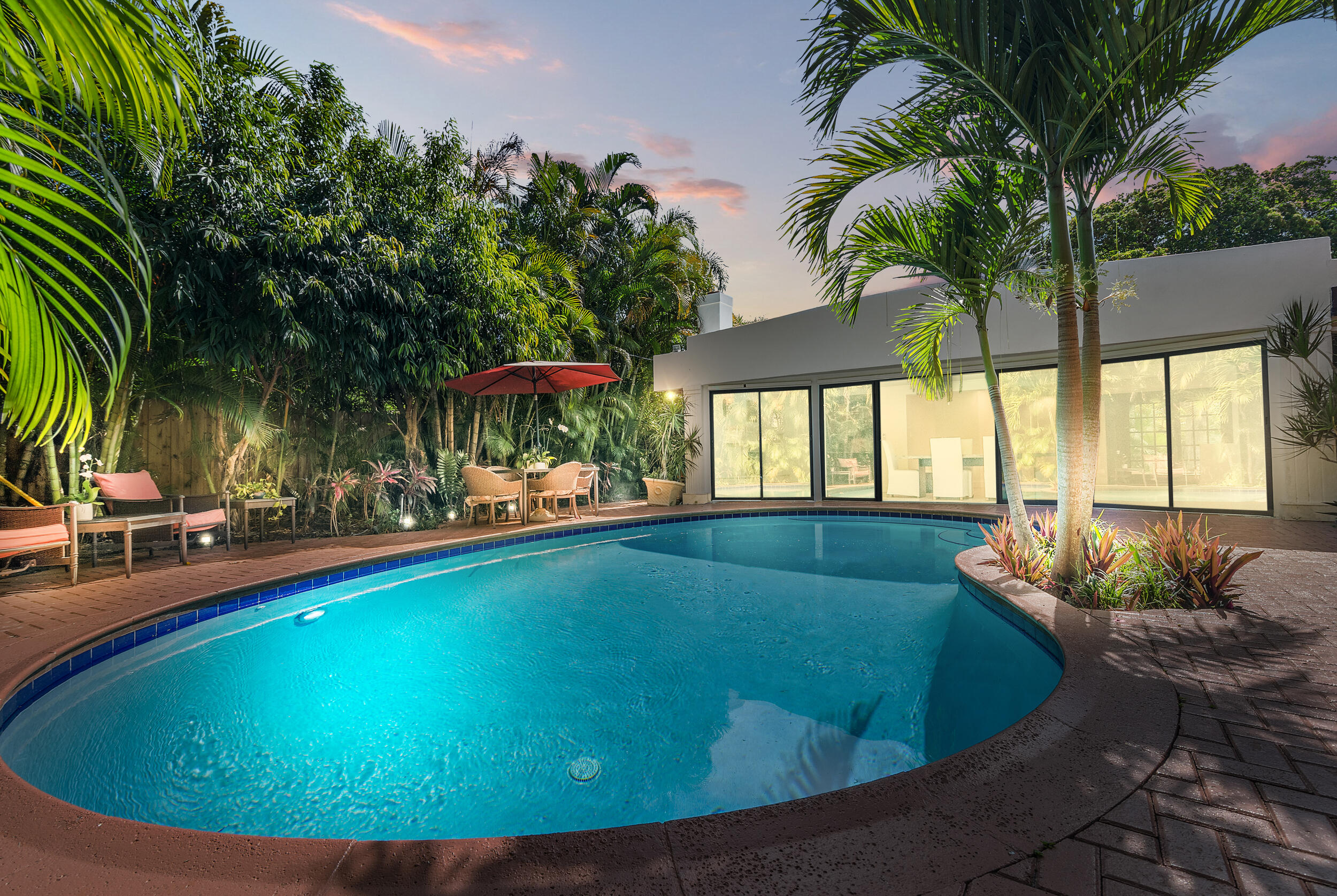450 NW 14th Avenue