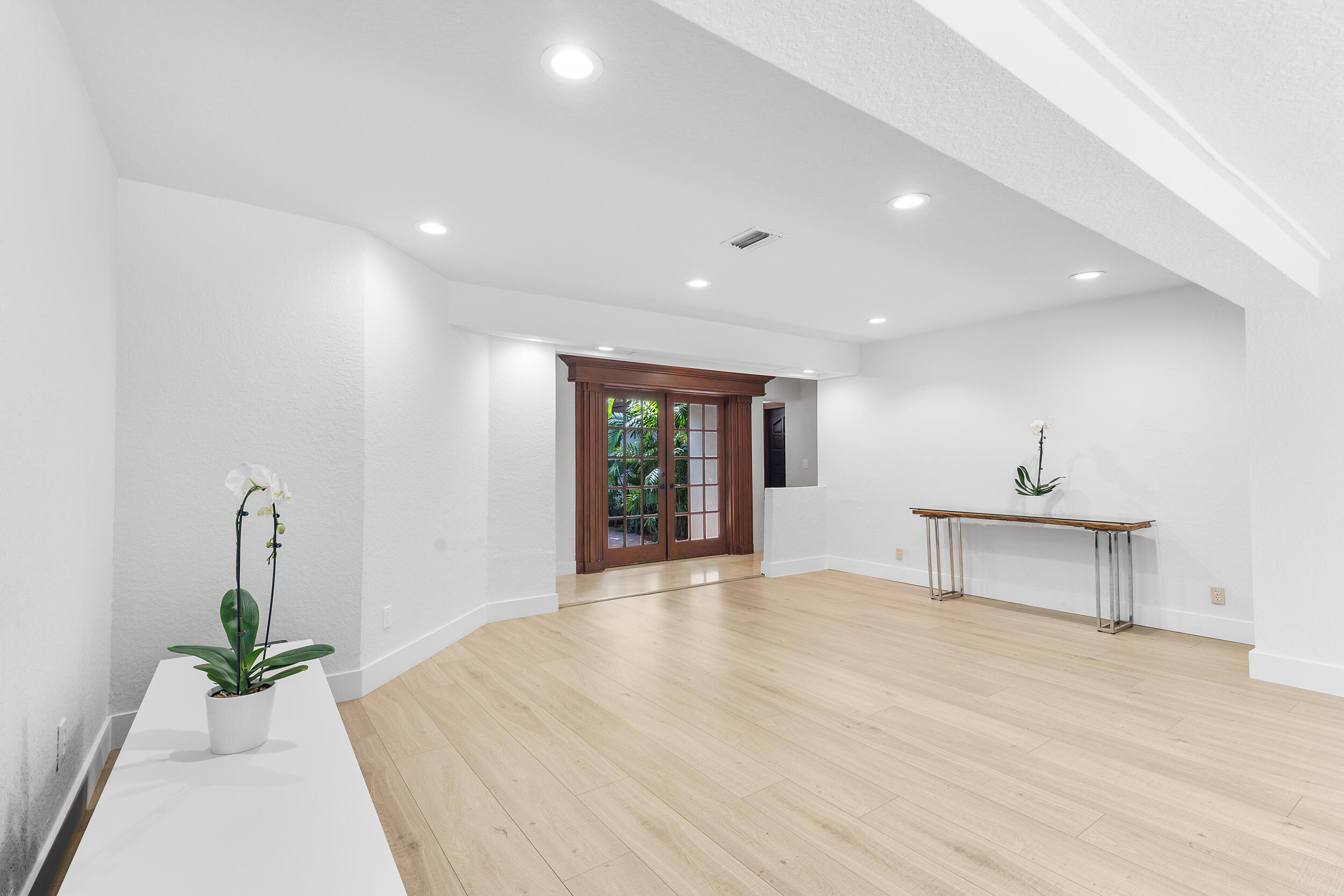 450 NW 14th Avenue