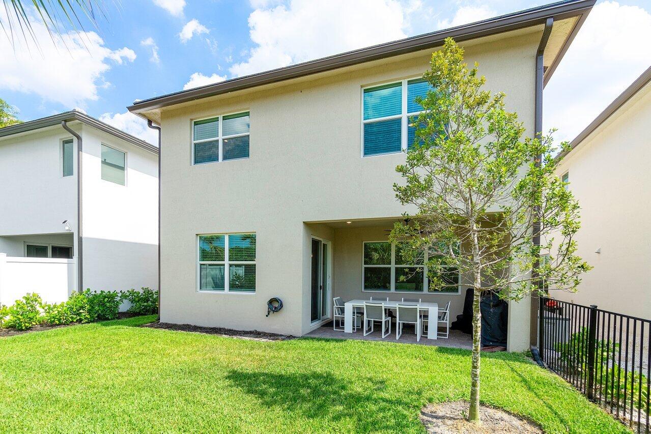 4315 Sylvester Palm Drive