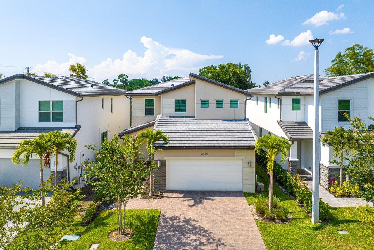 4315 Sylvester Palm Drive