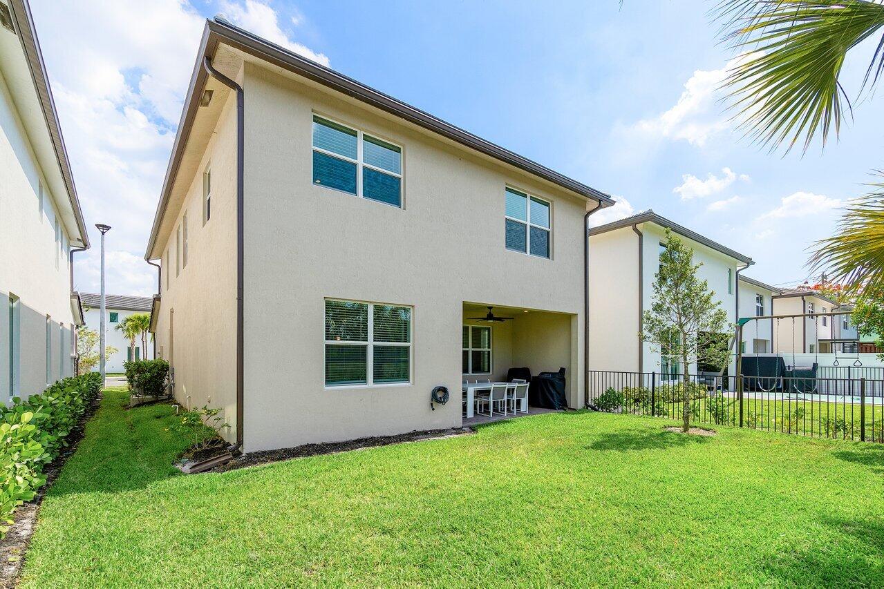 4315 Sylvester Palm Drive