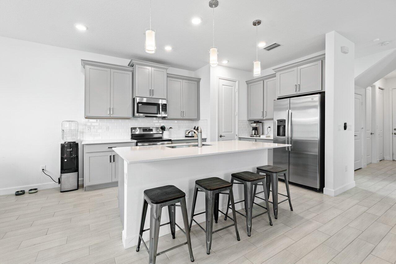 4315 Sylvester Palm Drive