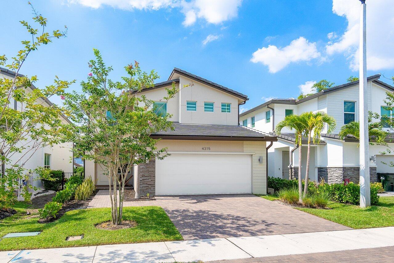 4315 Sylvester Palm Drive