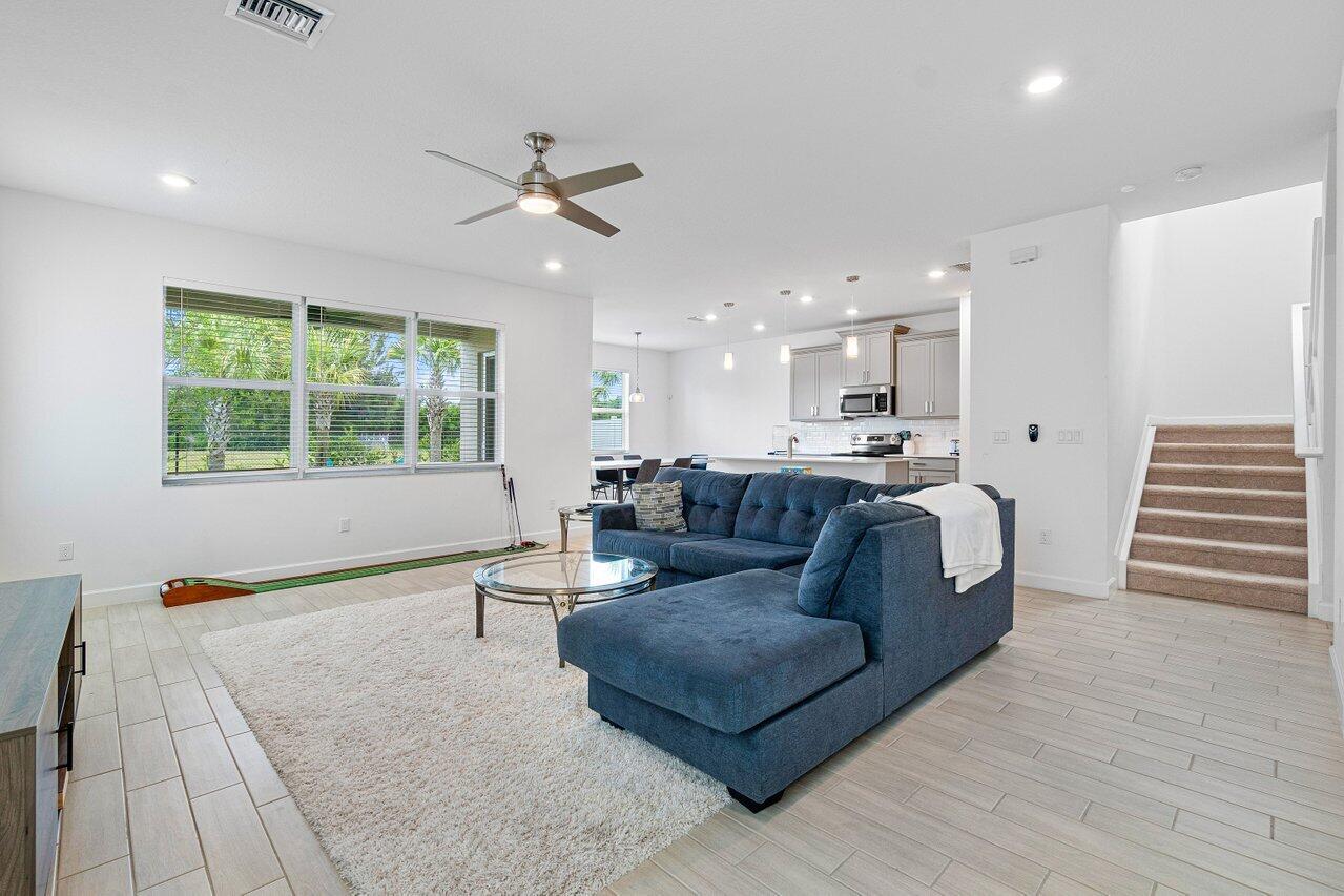4315 Sylvester Palm Drive