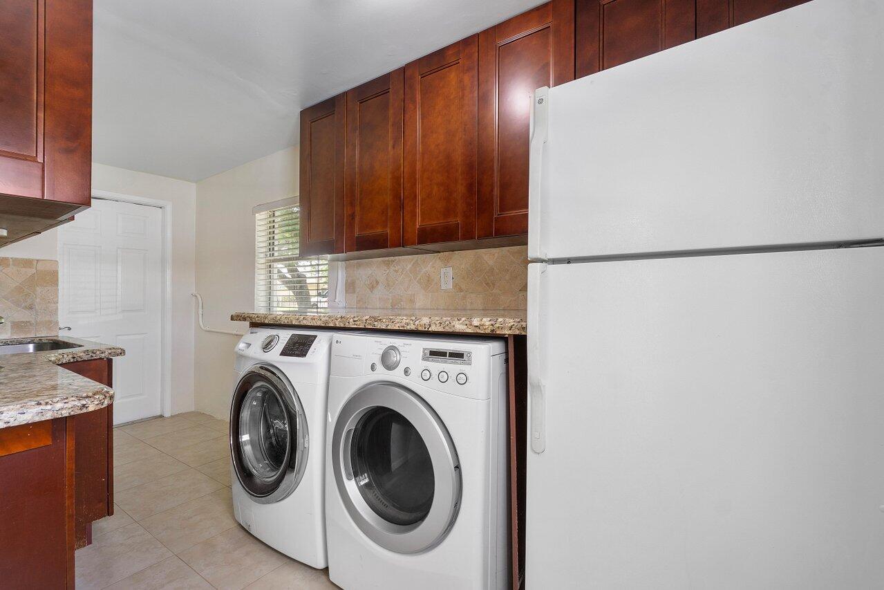 401 NE 24th Street