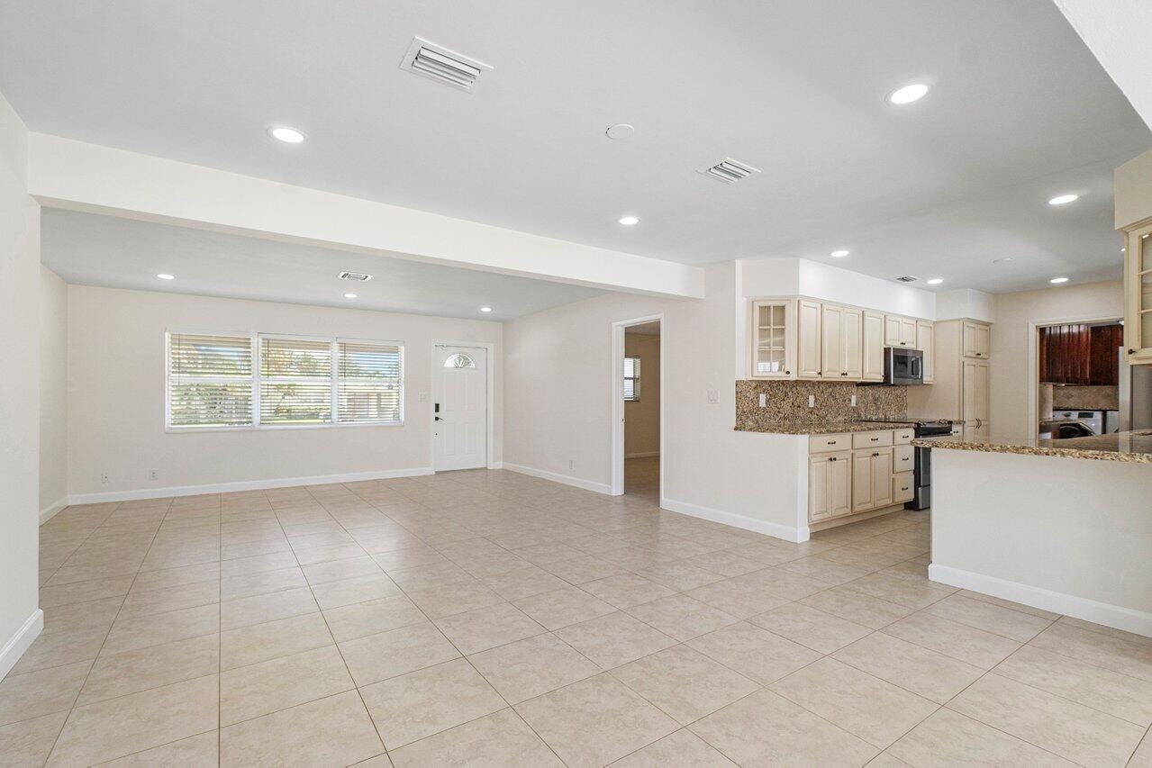401 NE 24th Street