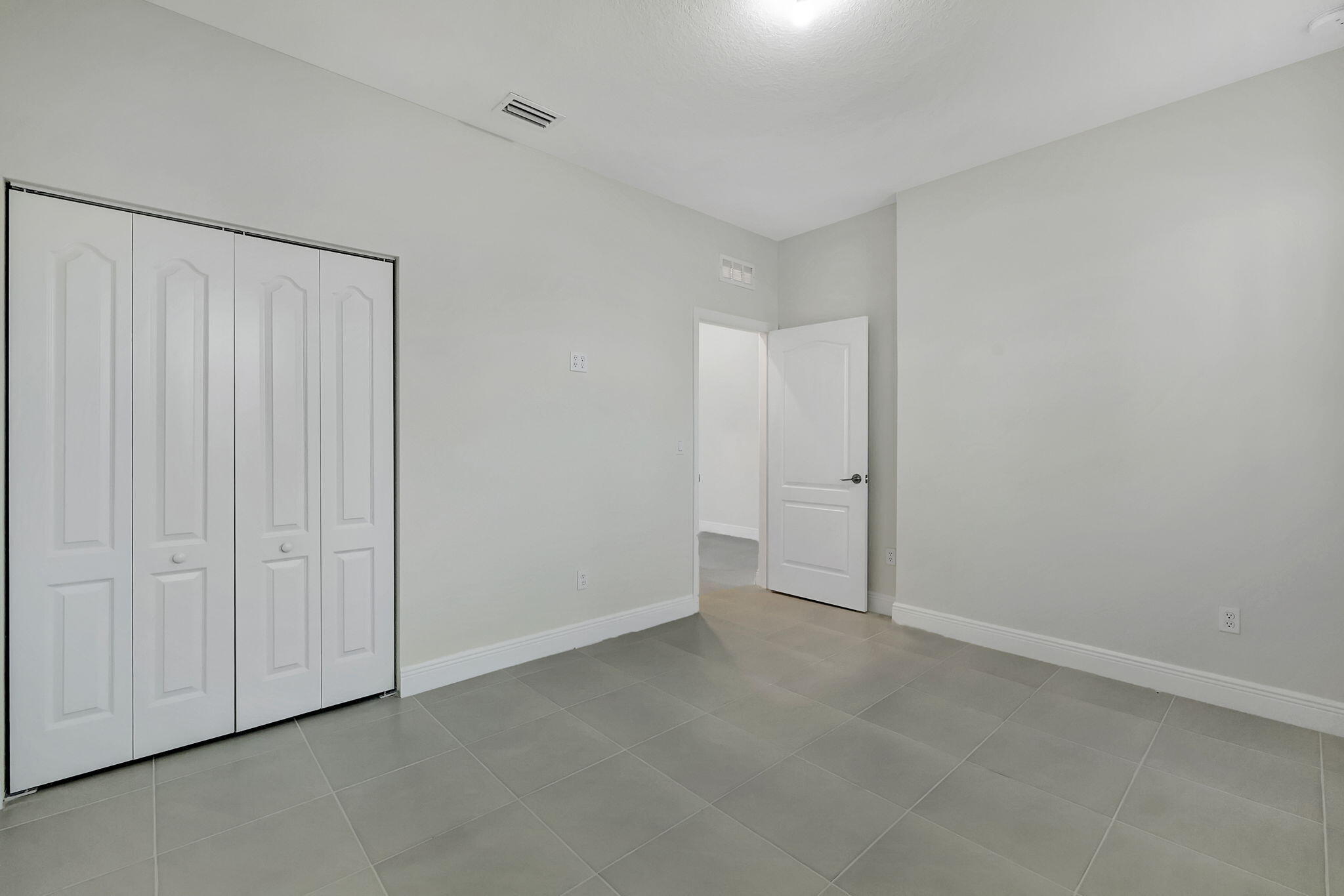 8271 NW Greenbank Circle, Port St. Lucie
