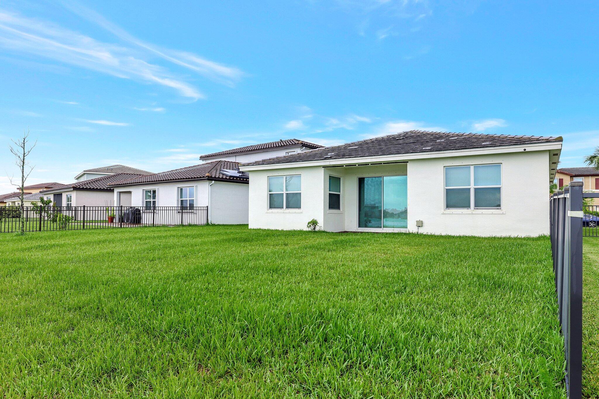 8271 NW Greenbank Circle, Port St. Lucie