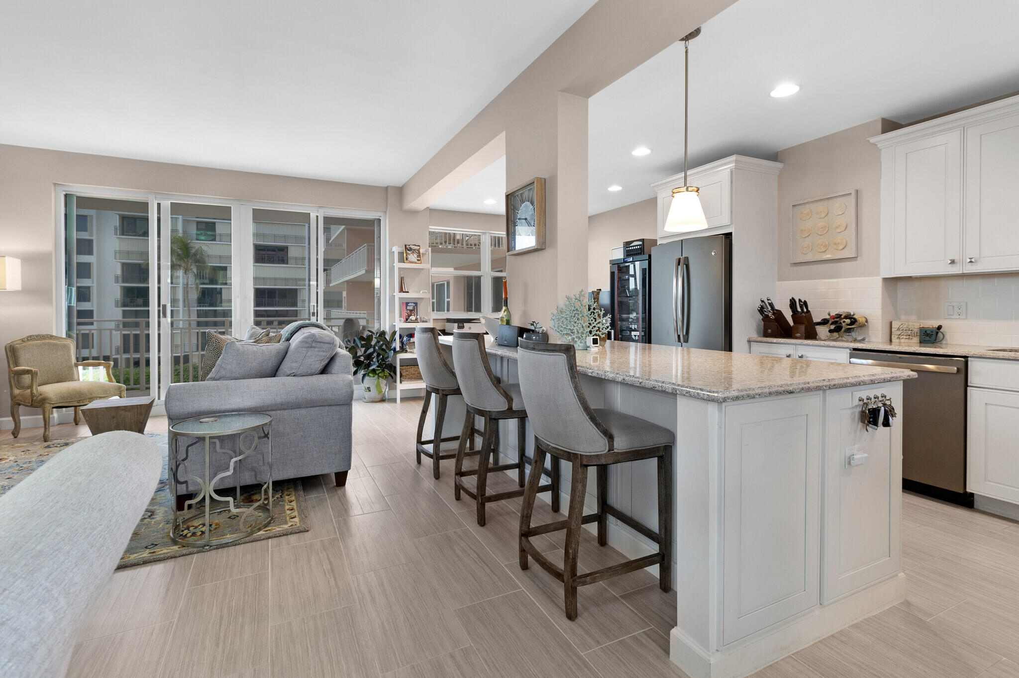 2921 S Ocean Boulevard 305