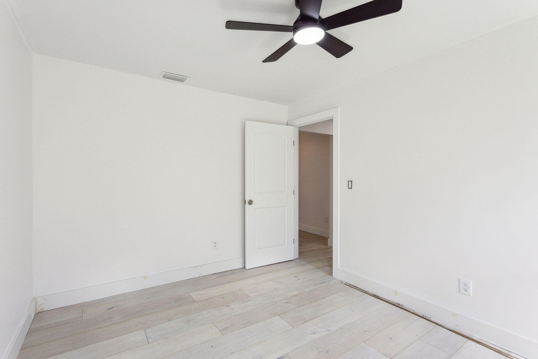 3757 NW 7th Court