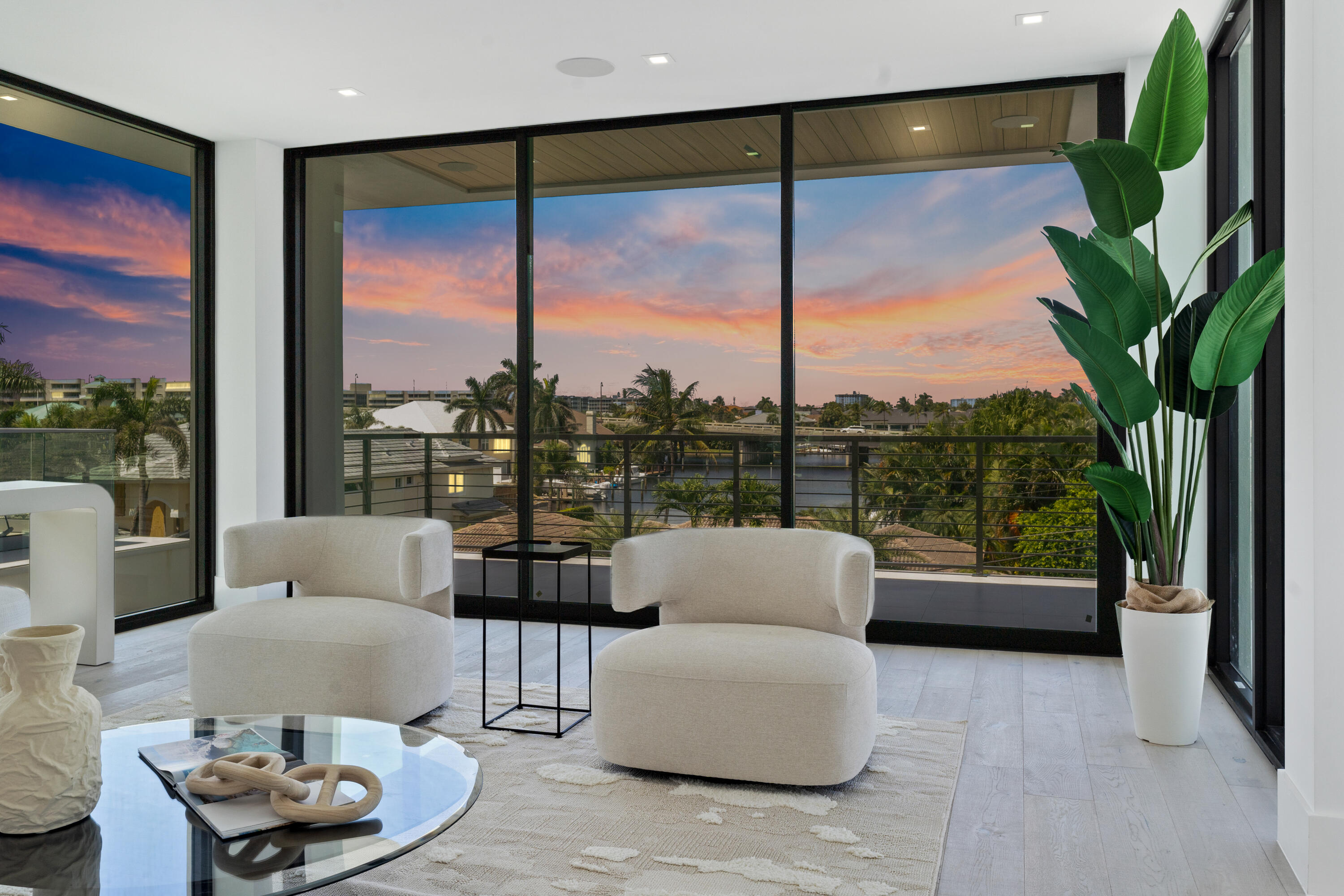 1066 Del Harbour Drive