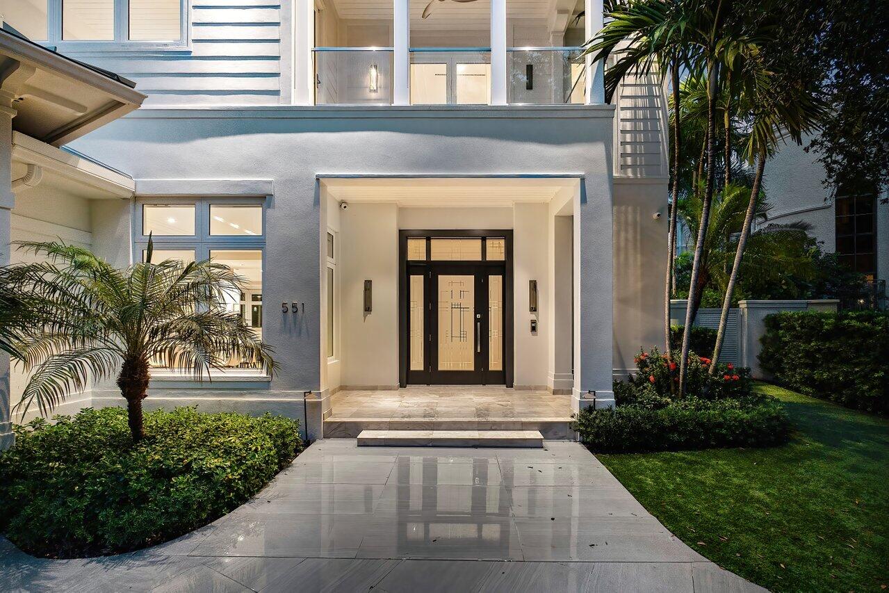 551 NE Waterway Lane