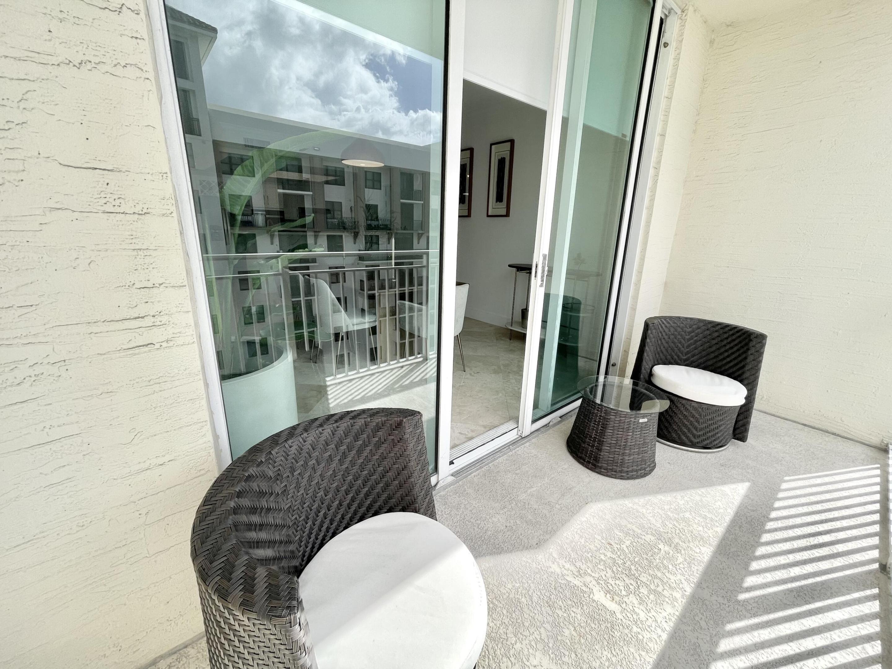 99 SE Mizner Boulevard Ph45