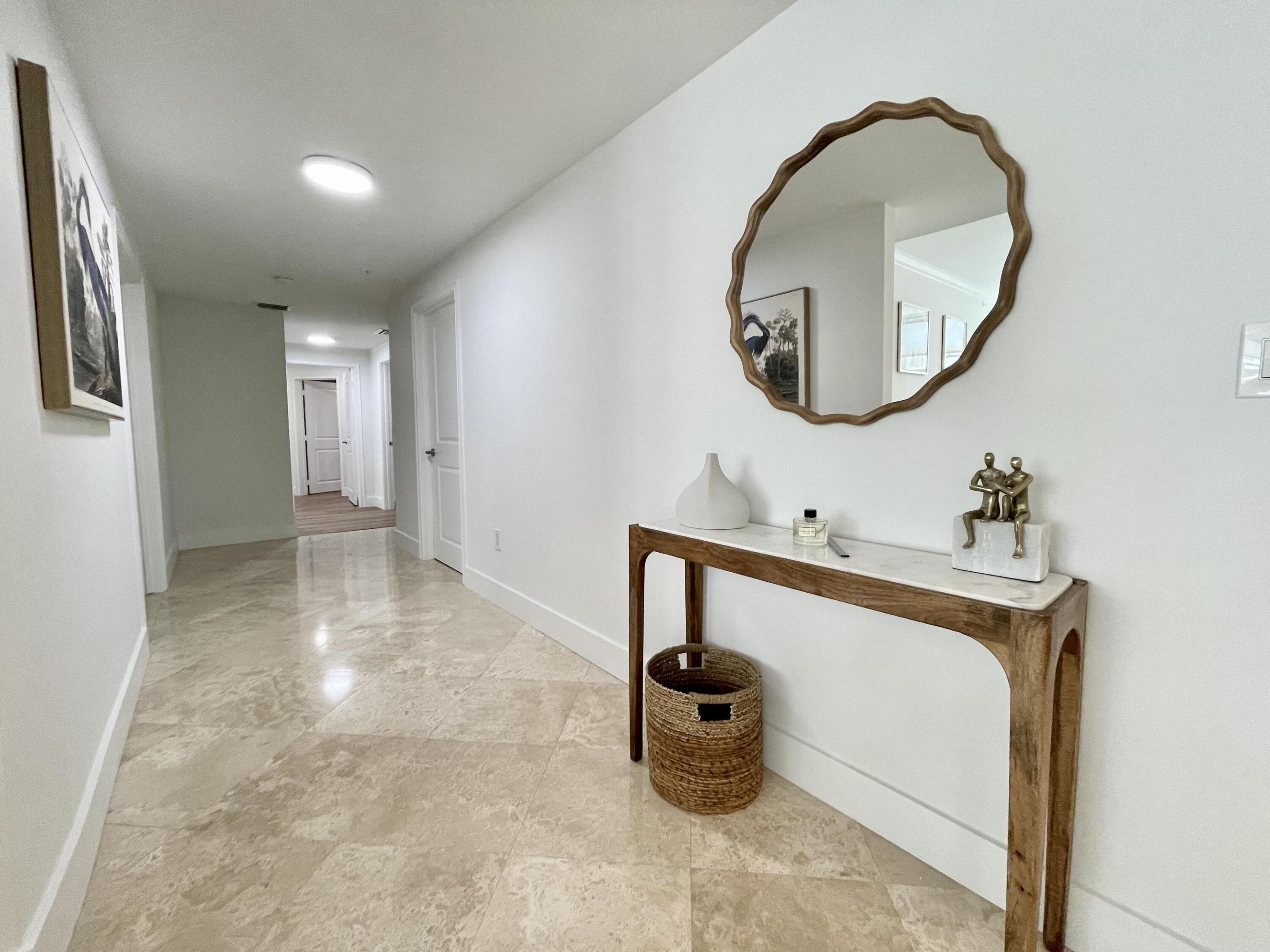 99 SE Mizner Boulevard Ph45