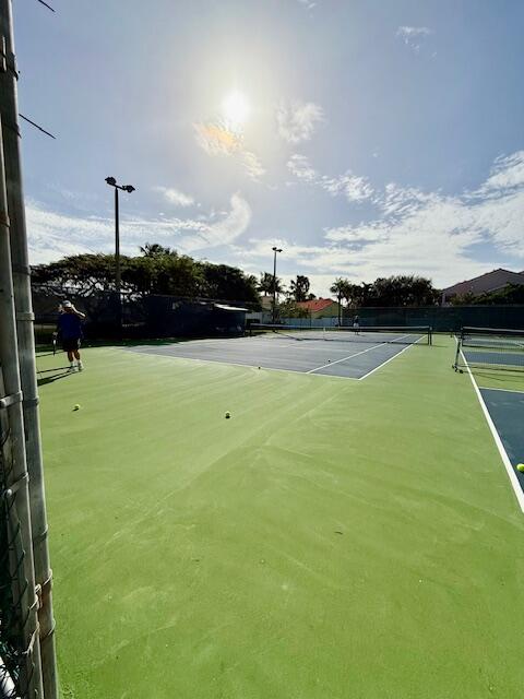 85 Pelican Pointe Drive 204