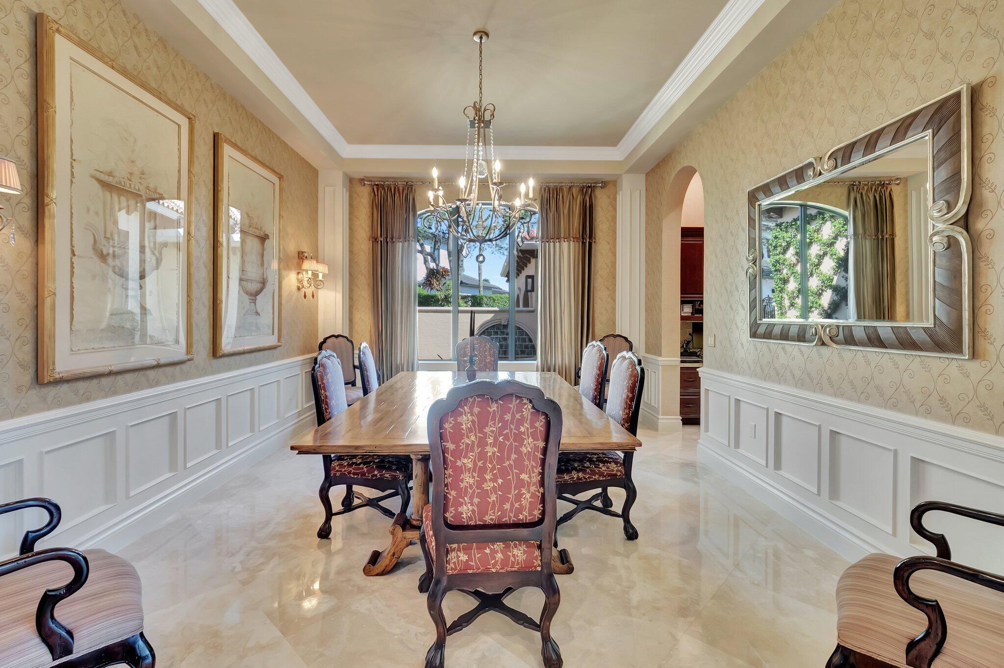 9230 Este Lago Drive