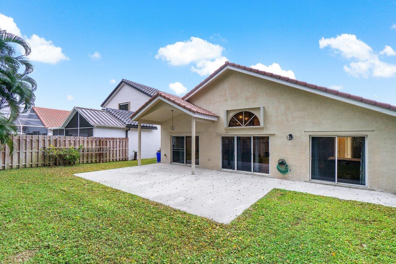 7706 Hoffy Circle