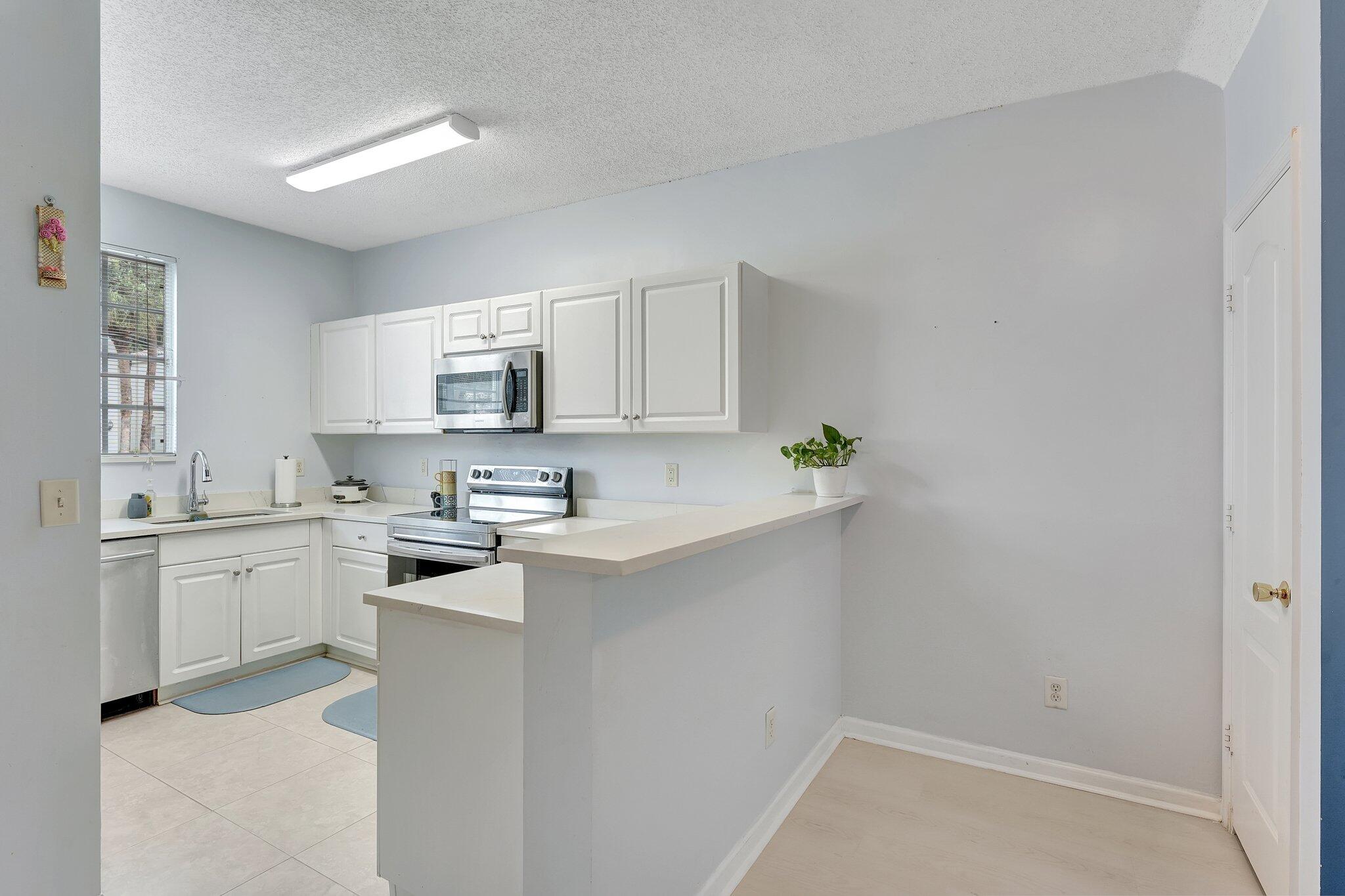 4734 NW 57 Th Place