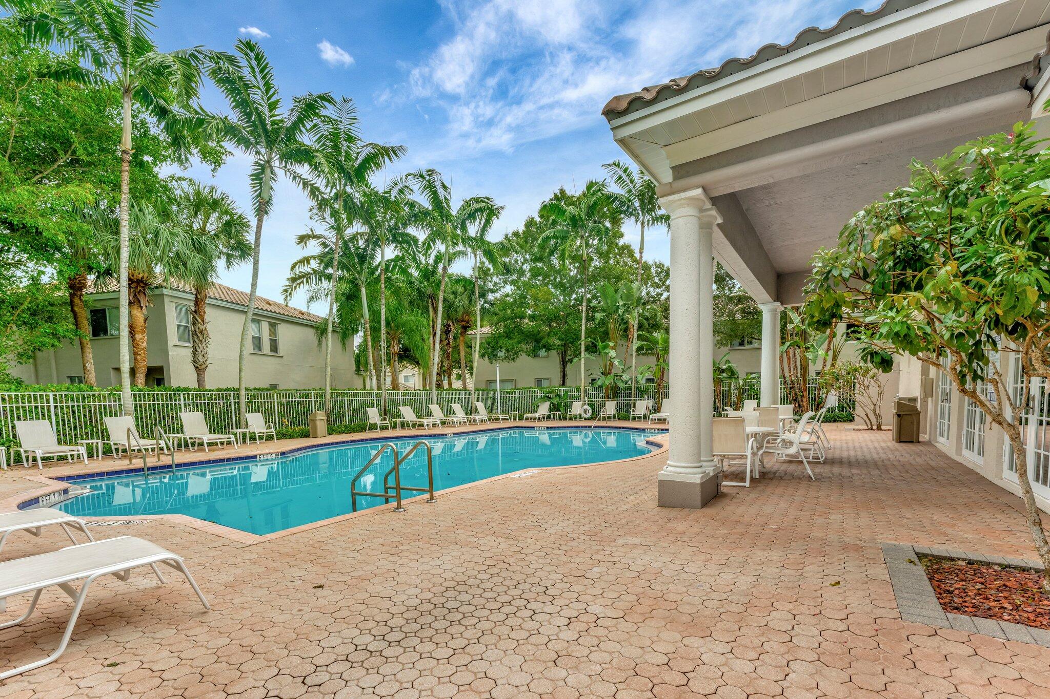 4734 NW 57 Th Place