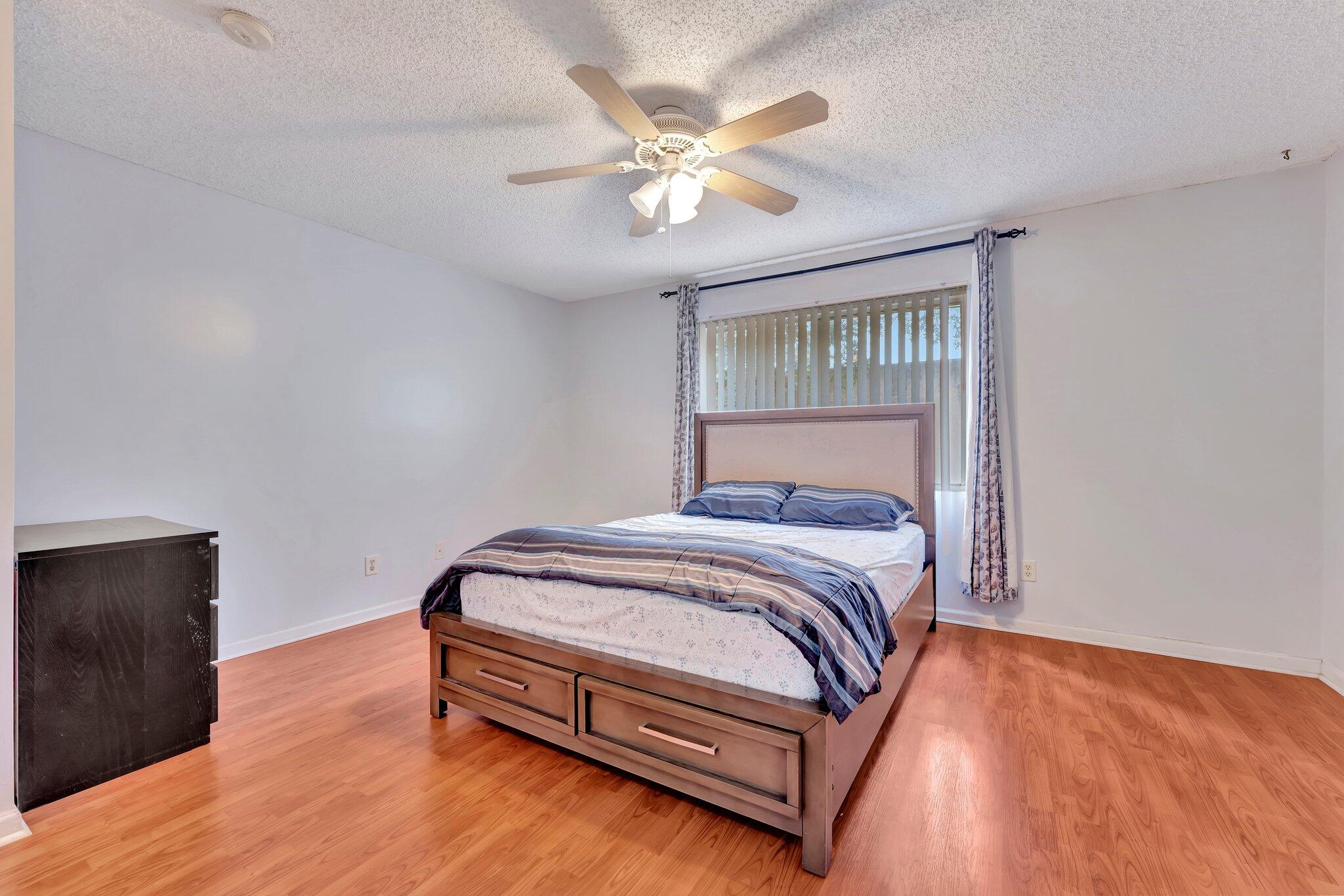 4734 NW 57 Th Place