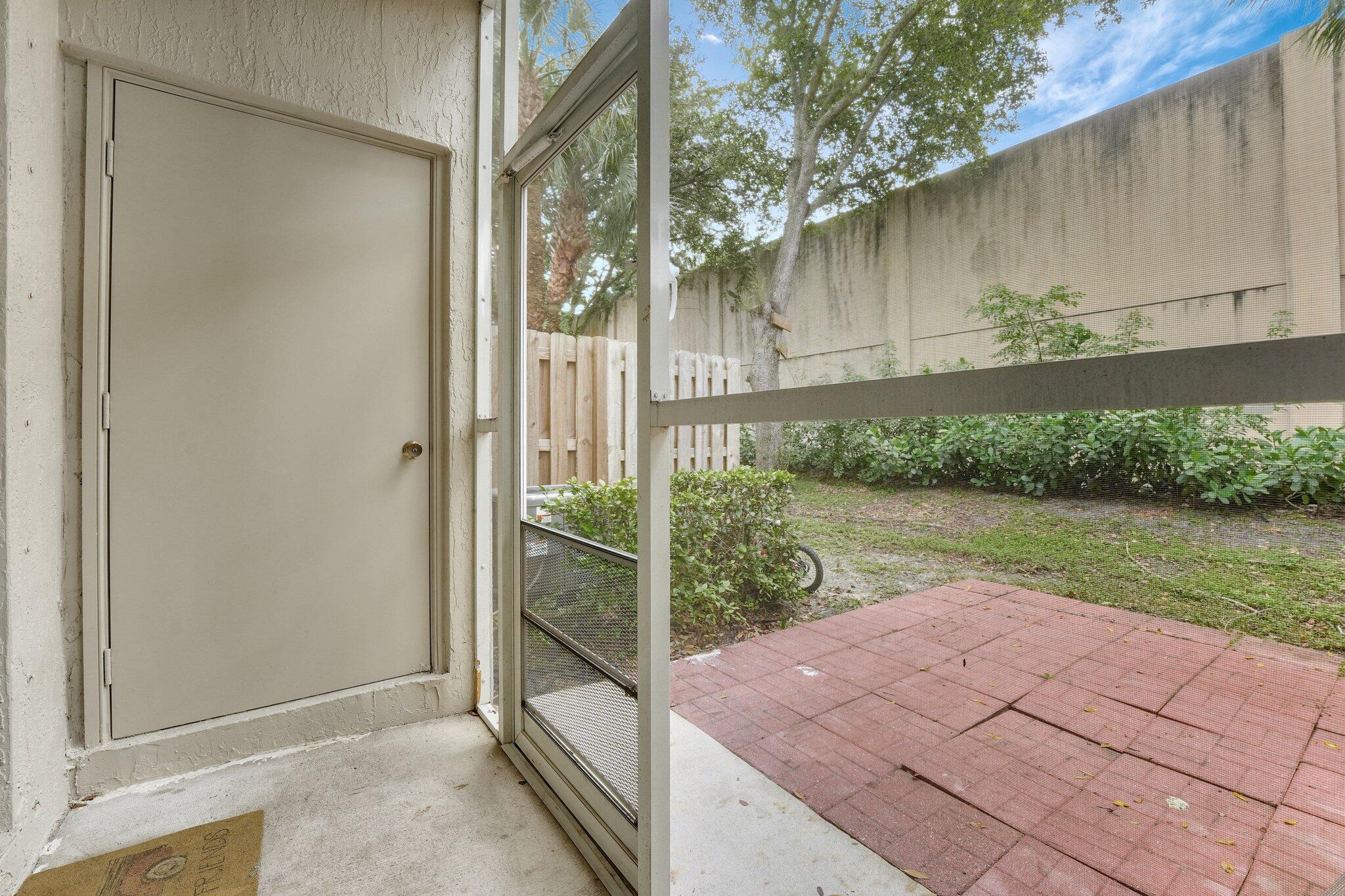 4734 NW 57 Th Place