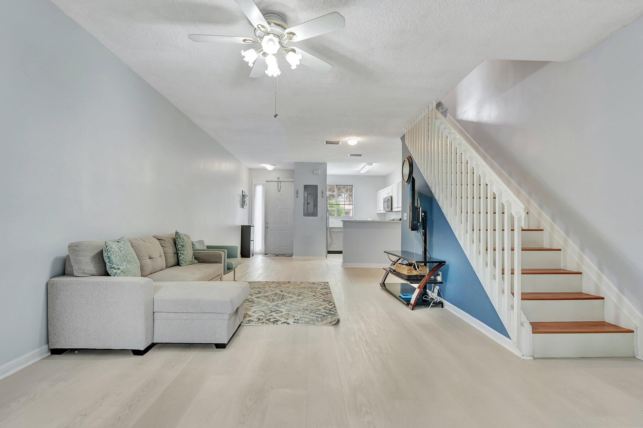 4734 NW 57 Th Place