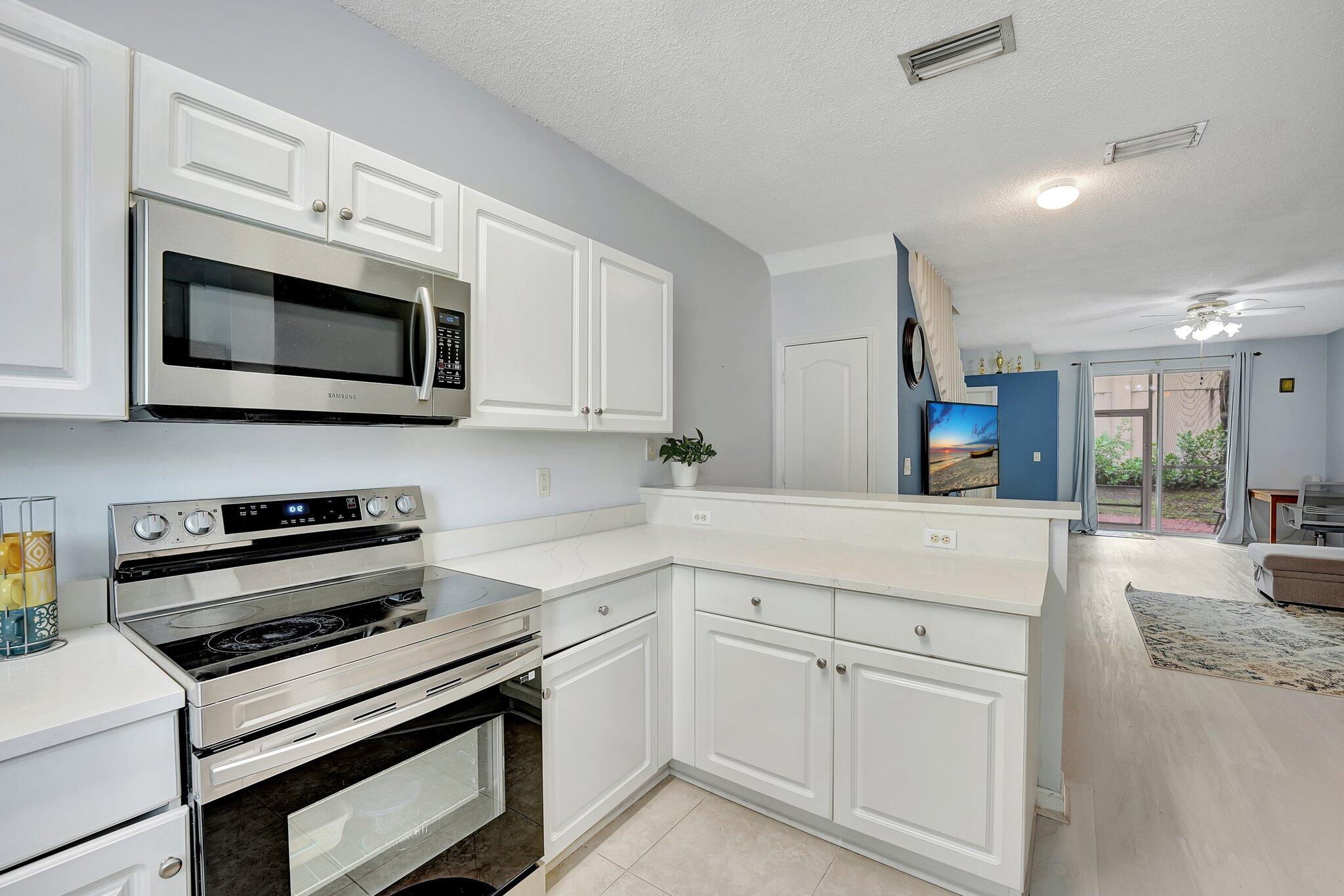 4734 NW 57 Th Place