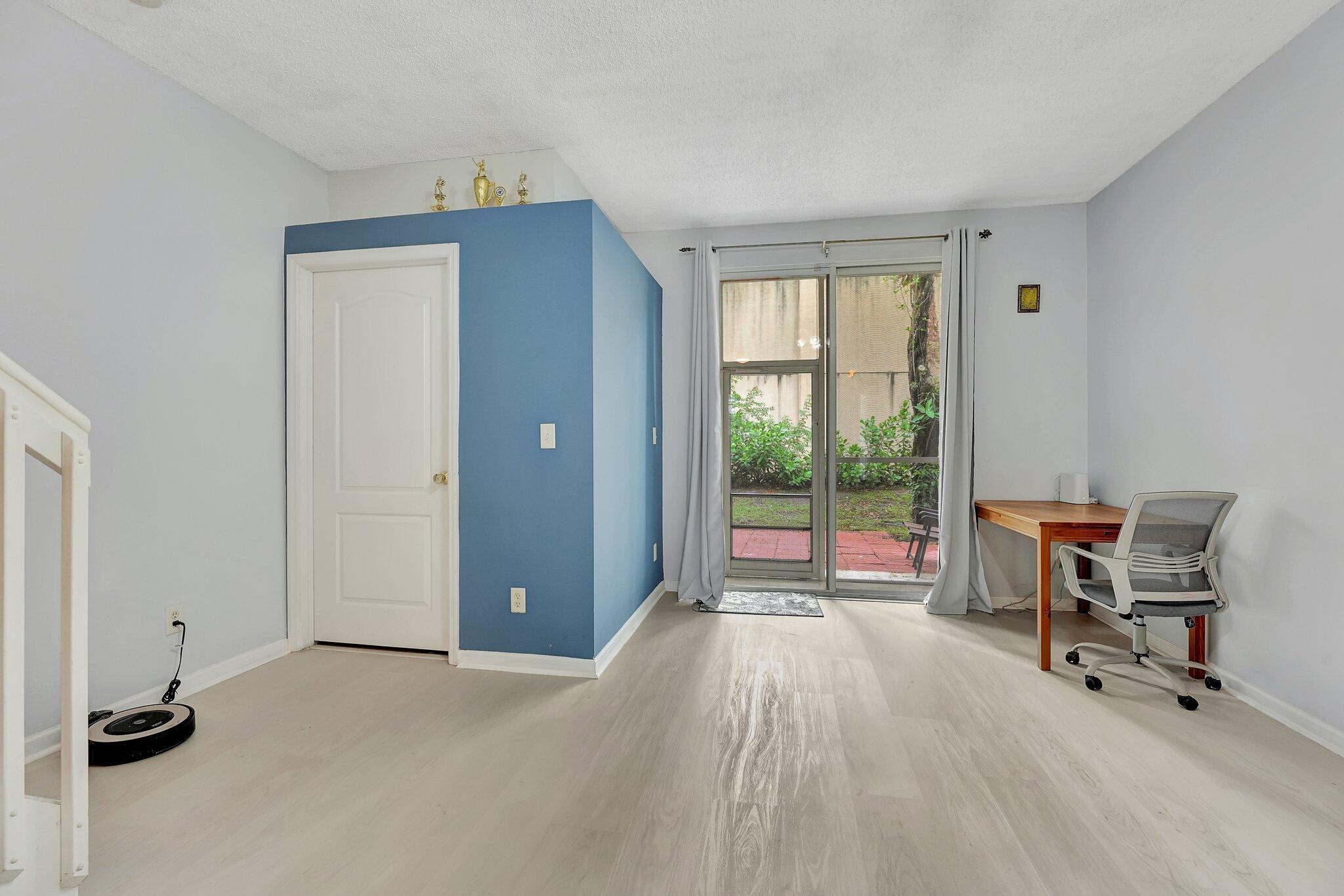 4734 NW 57 Th Place