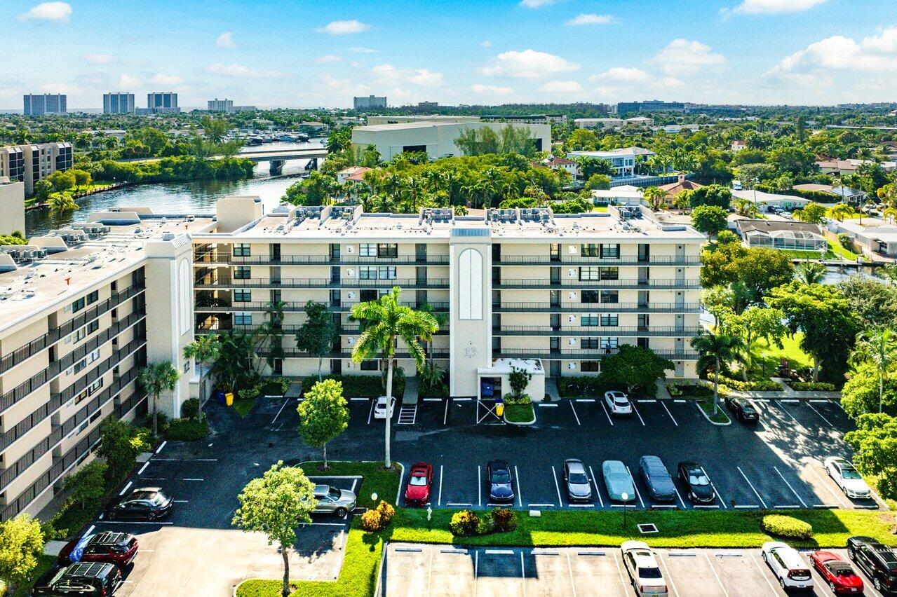 13 Royal Palm Way Unit 301