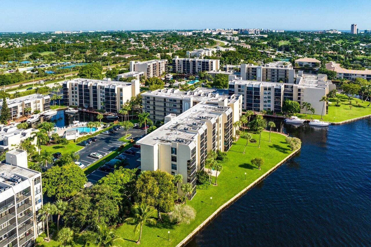 13 Royal Palm Way Unit 301