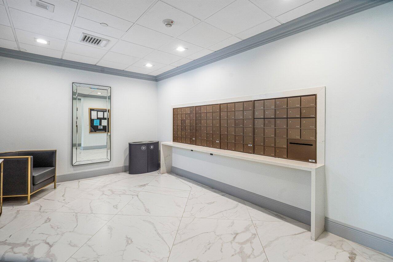 550 SE Mizner B506 Boulevard B506