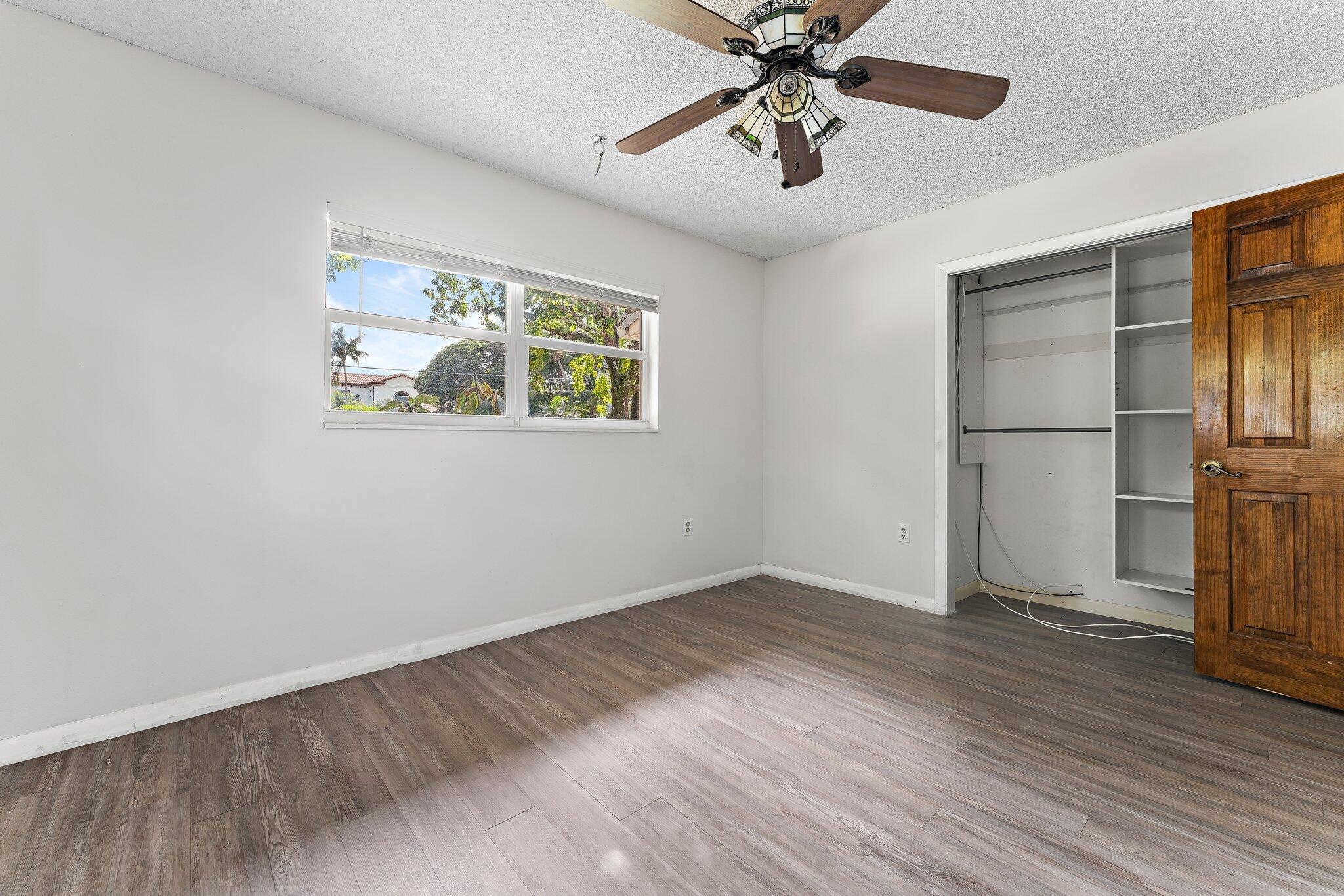 243 W Riverside Drive