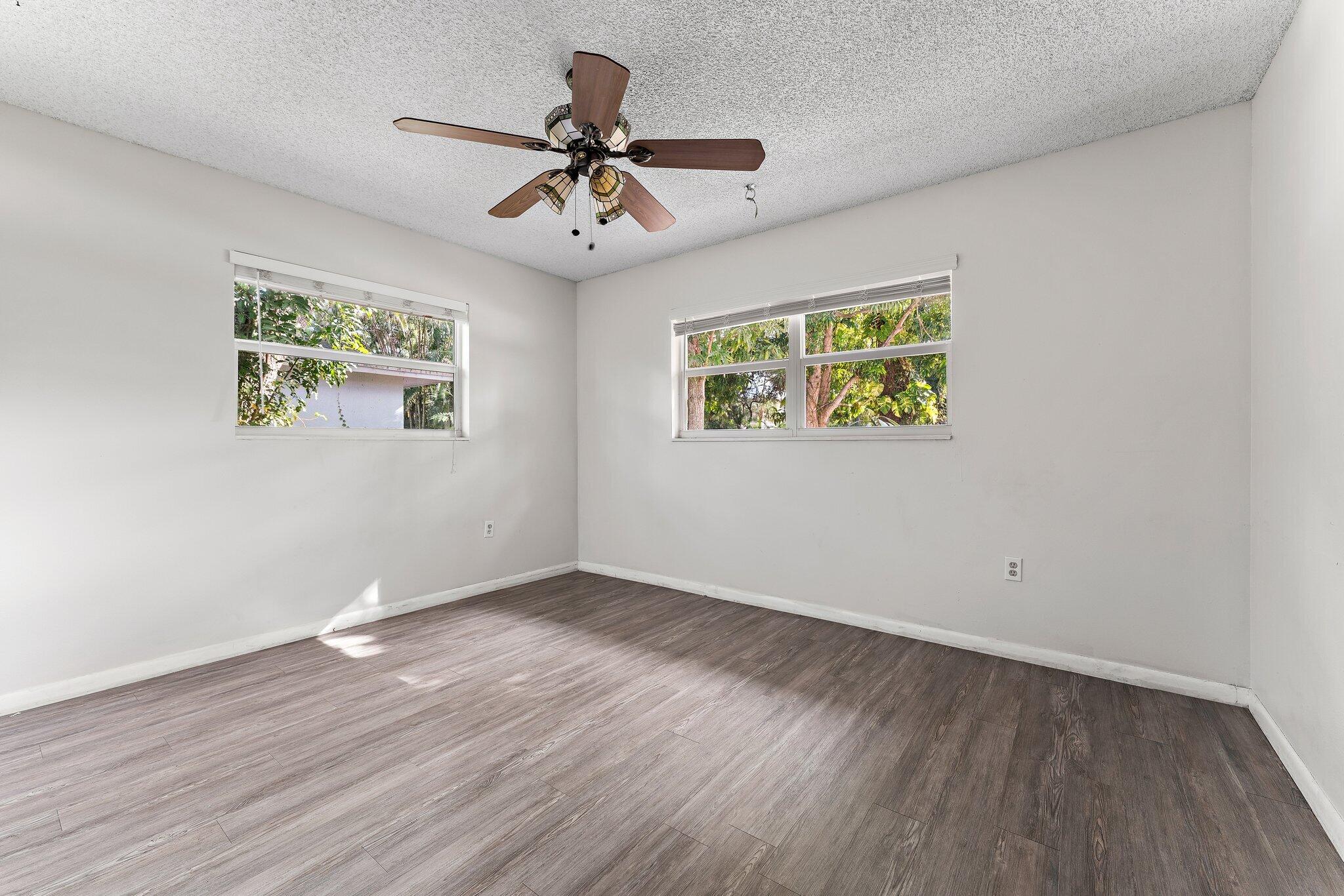 243 W Riverside Drive
