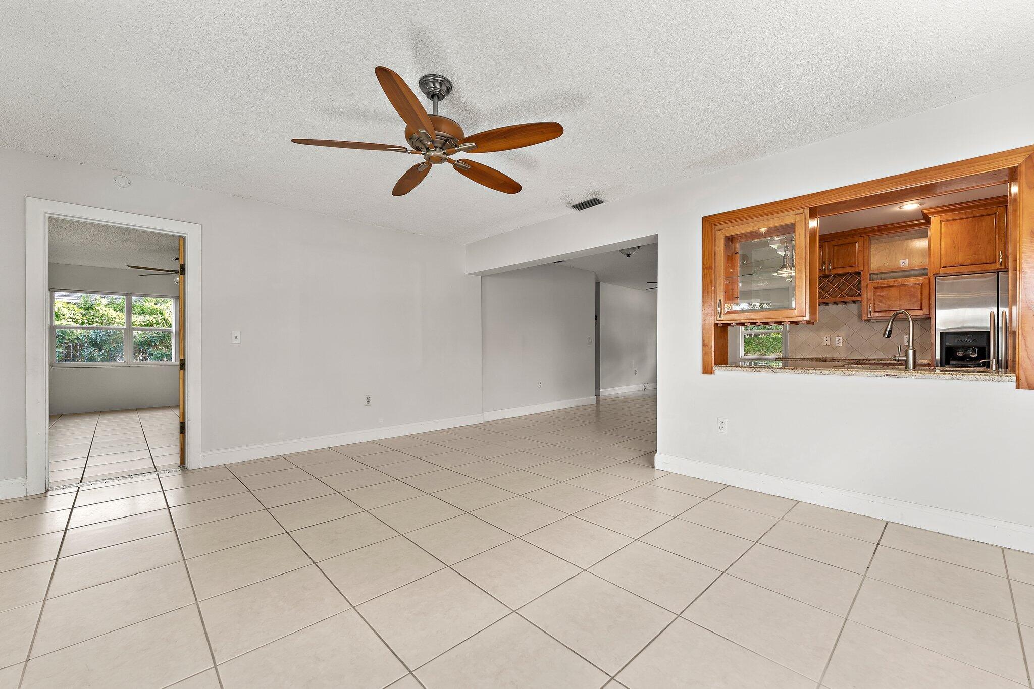 243 W Riverside Drive