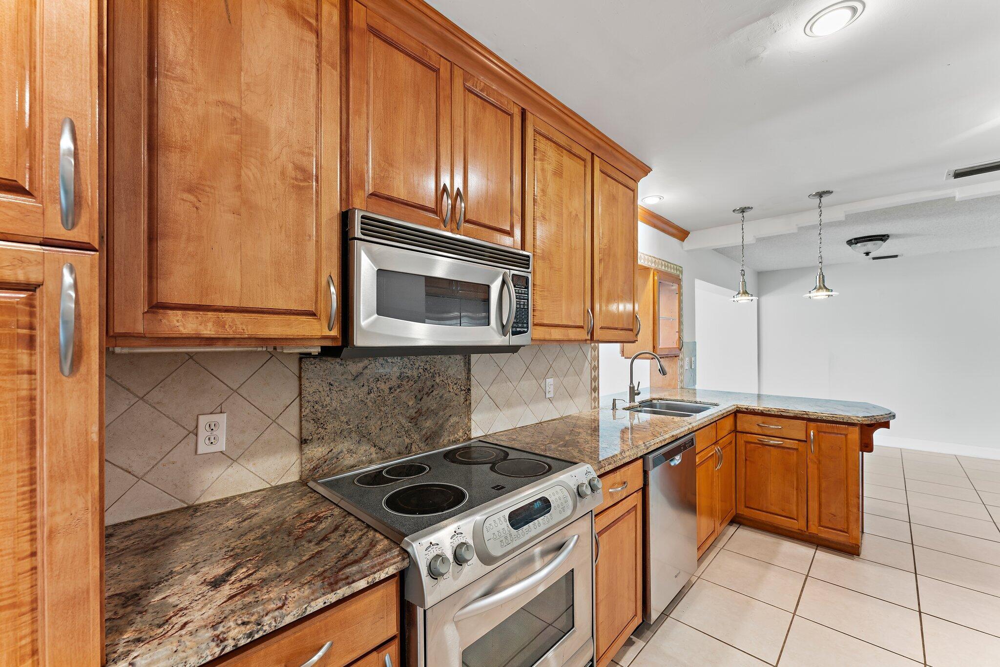 243 W Riverside Drive