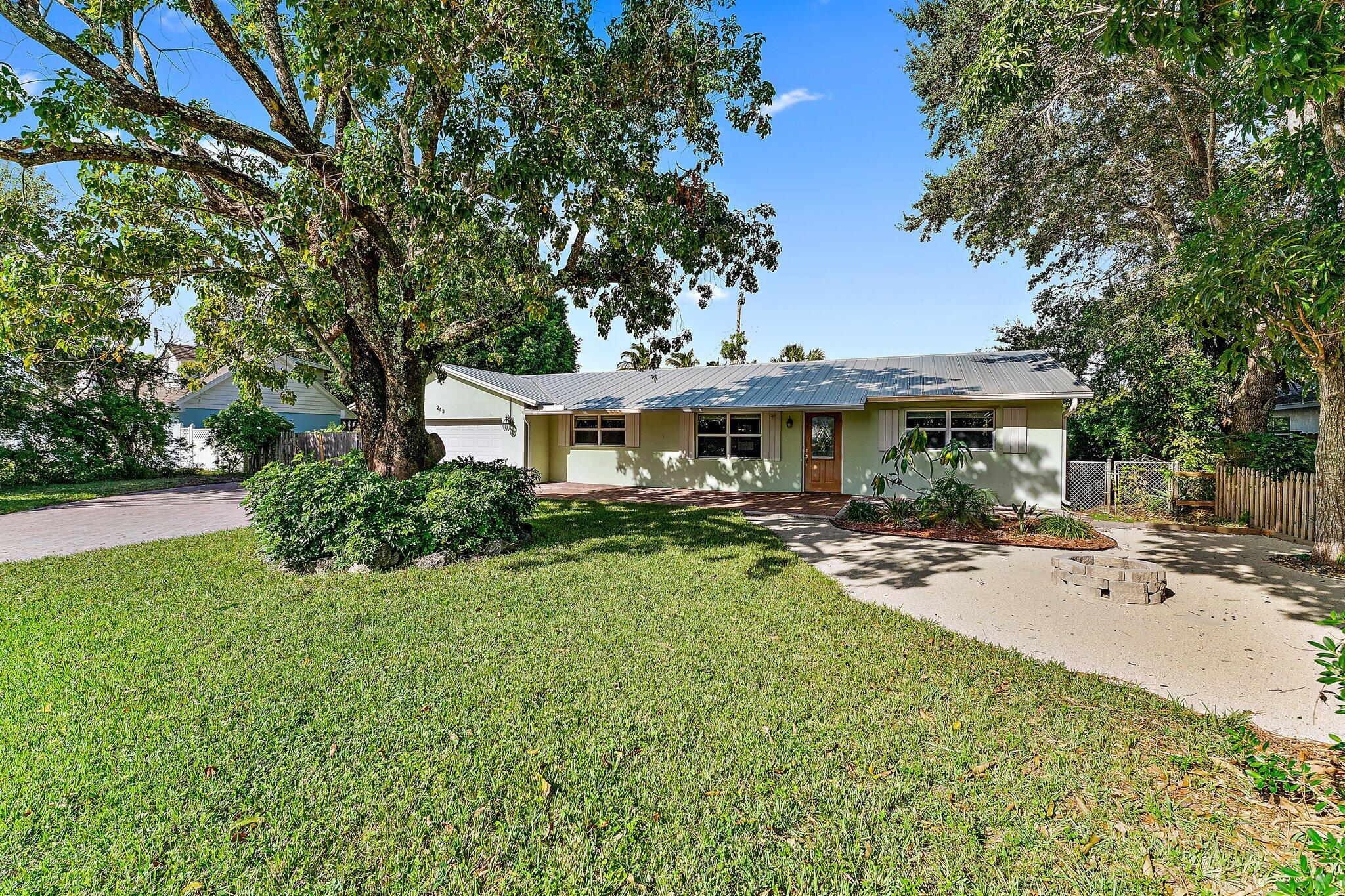 243 W Riverside Drive