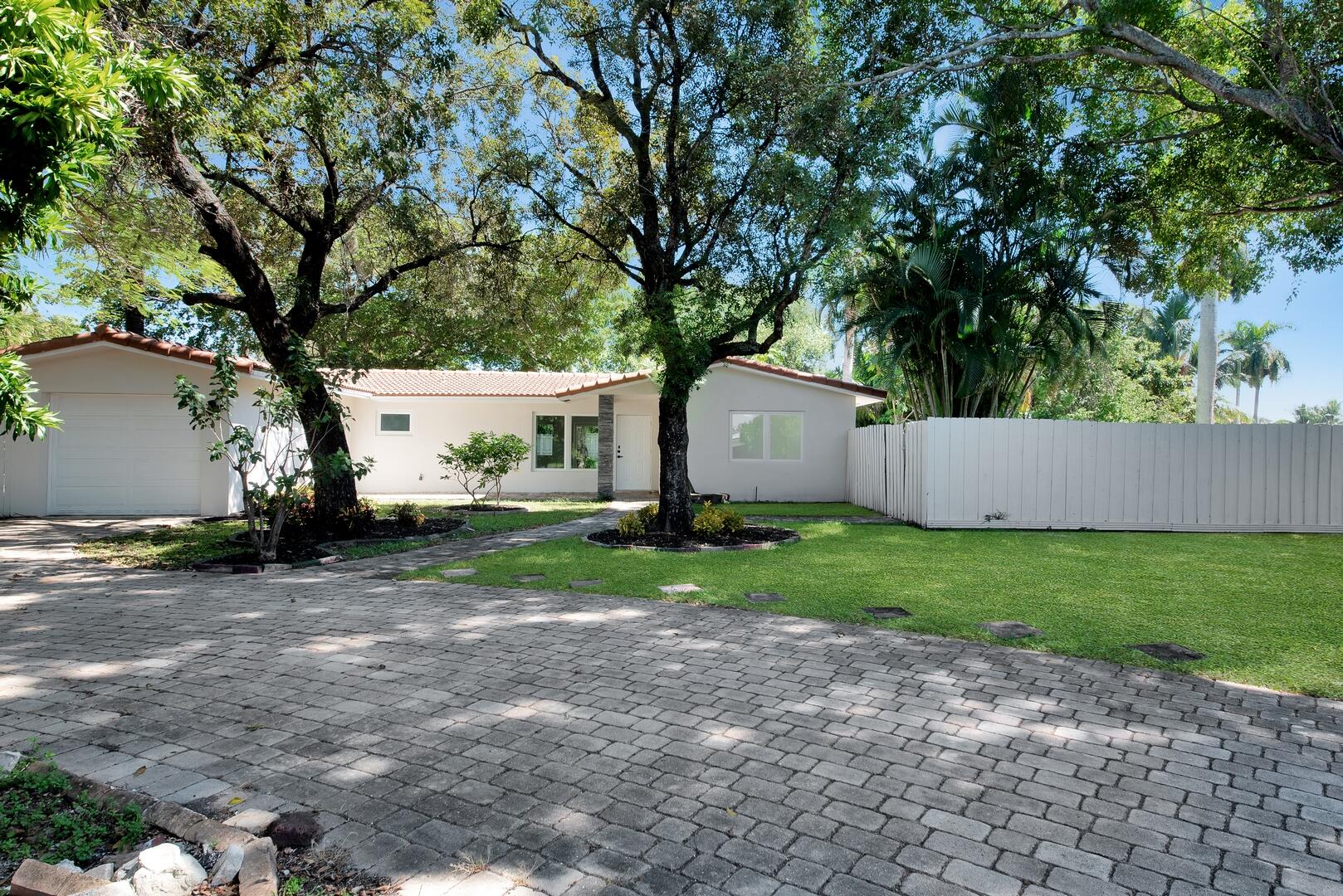 141 NE 30th Street