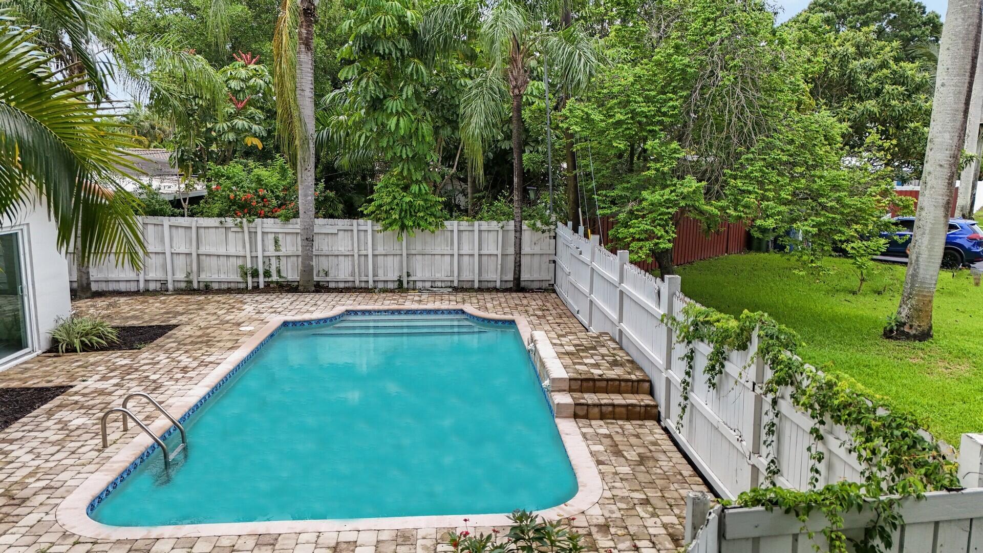 141 NE 30th Street