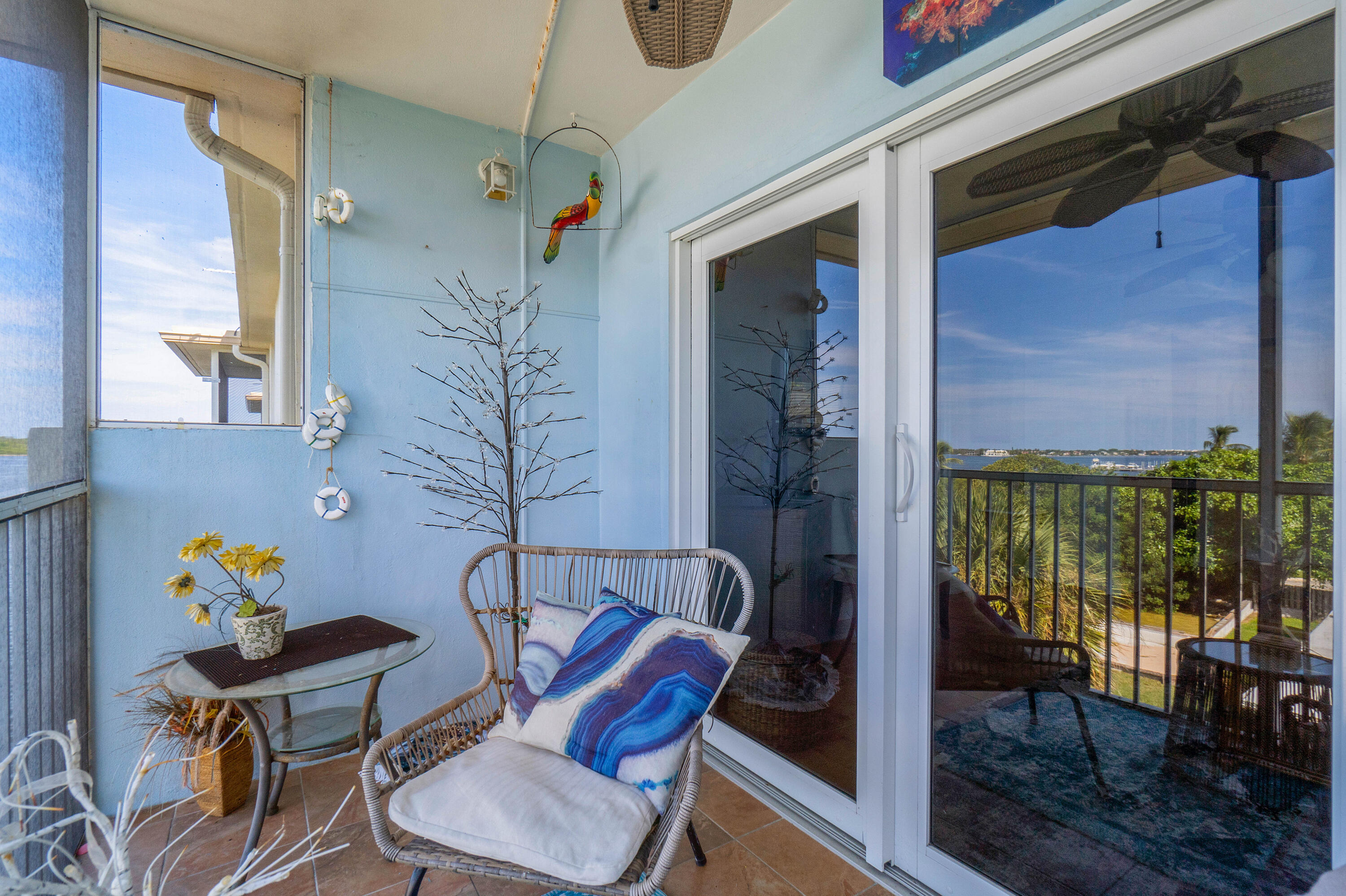 1820 New Palm Way 405