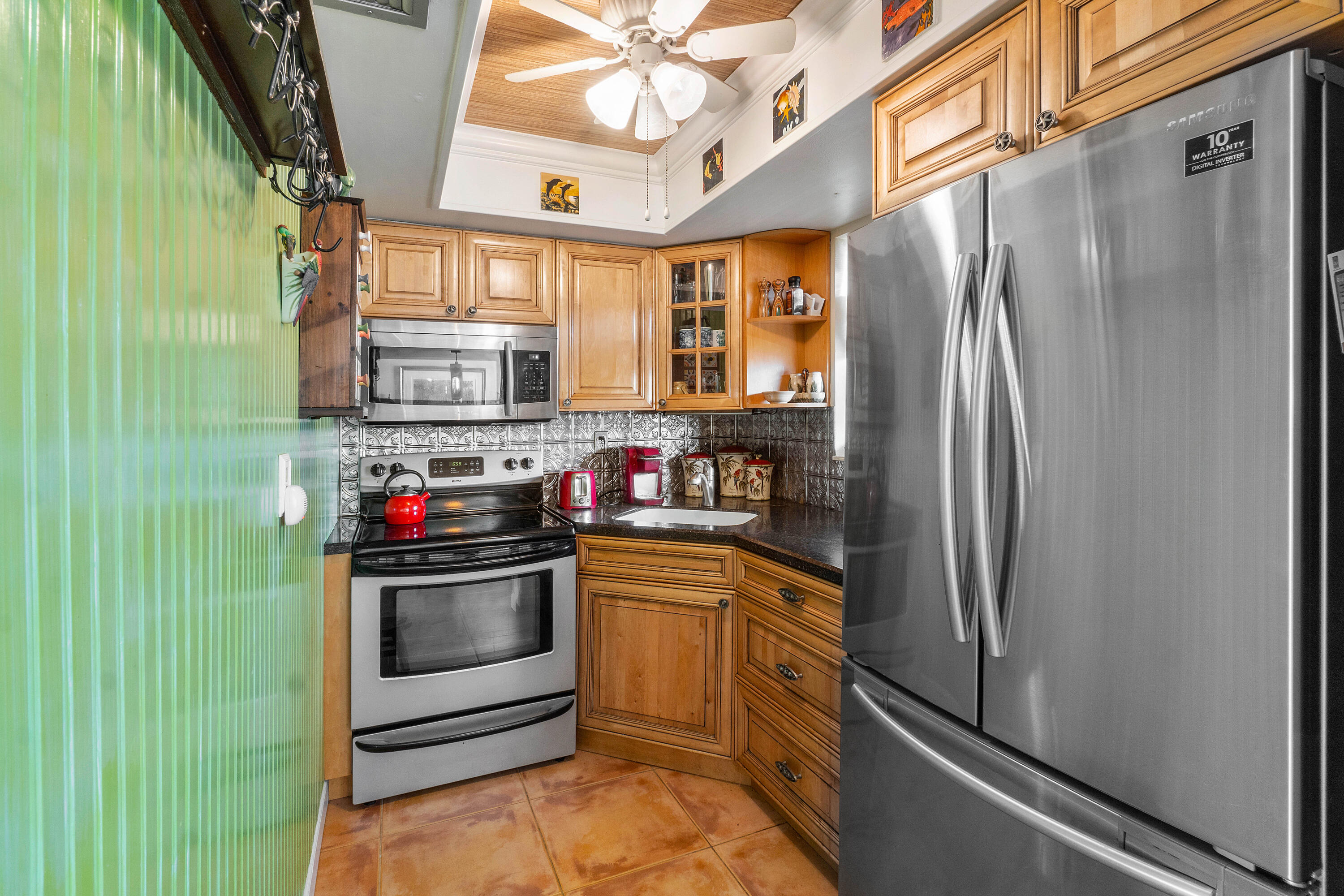 1820 New Palm Way 405