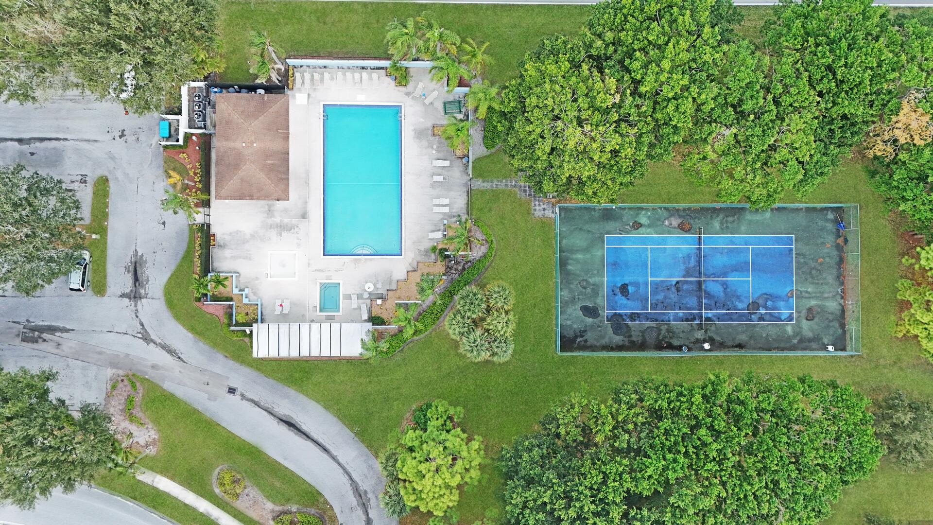 3826 Beresford Road W