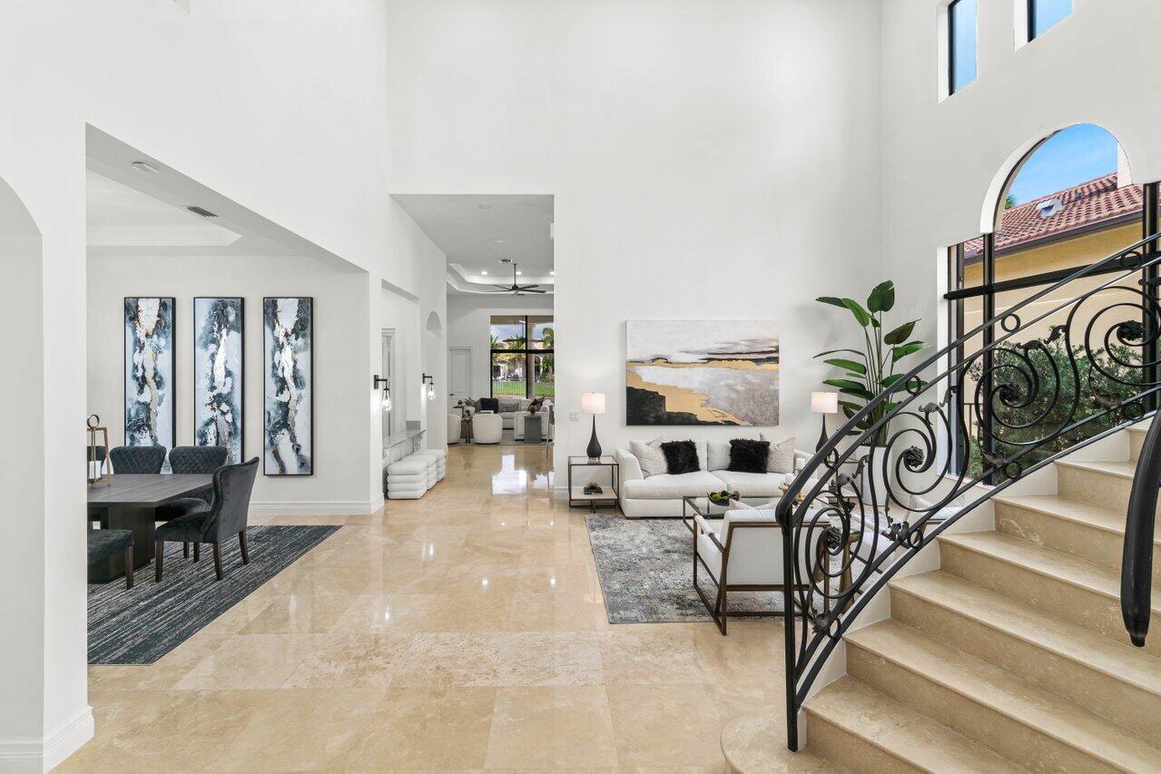 17939 Lake Azure Way