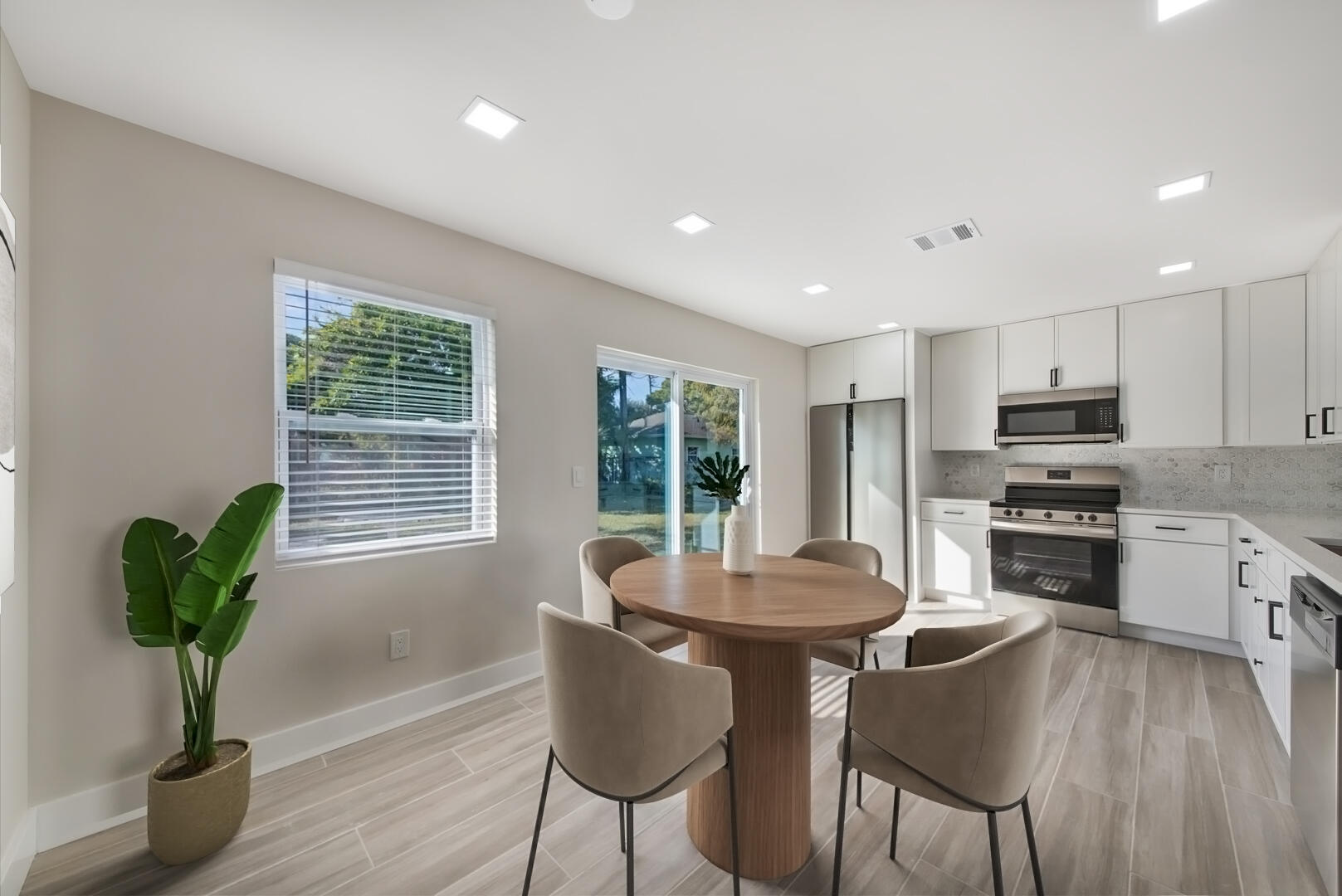 3105 Evergreen Lane